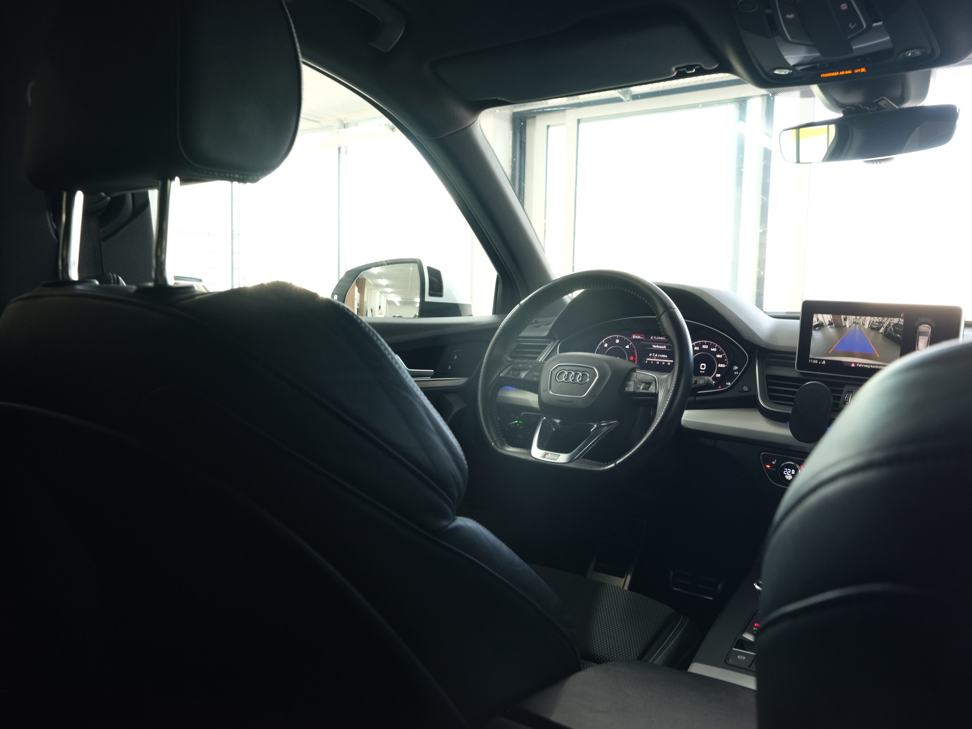 AUDI Q5 2.0 TDI sport quattro S-tronic *Rückfahrkamera* *Sitzheizung* *S-Line*-image-30