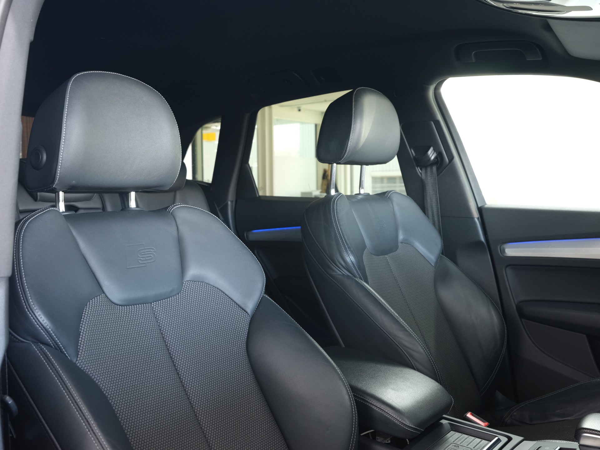 AUDI Q5 2.0 TDI sport quattro S-tronic *Rückfahrkamera* *Sitzheizung* *S-Line*-image-22