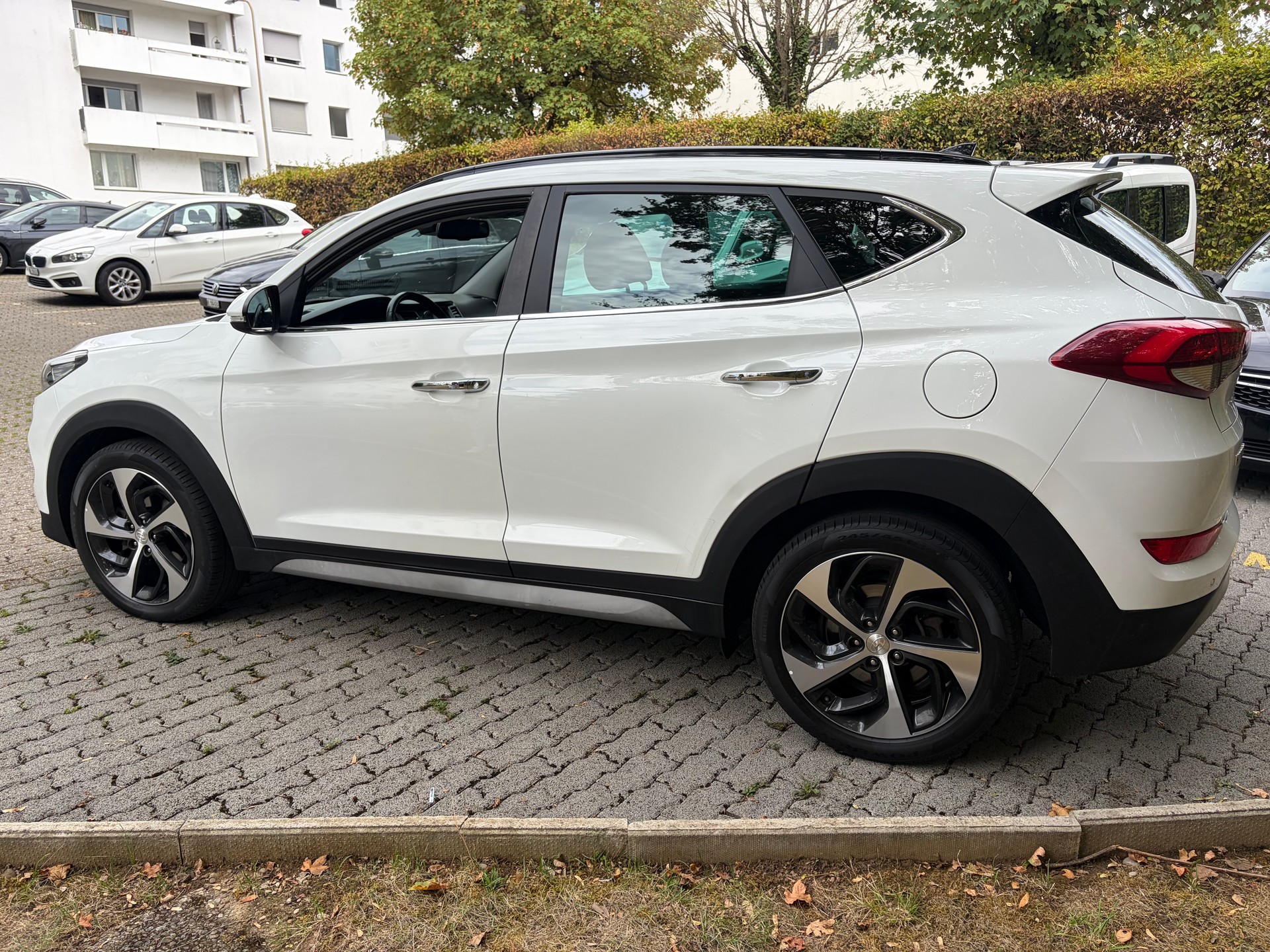 HYUNDAI 2.0 CRDi Plena 4WD-image-0