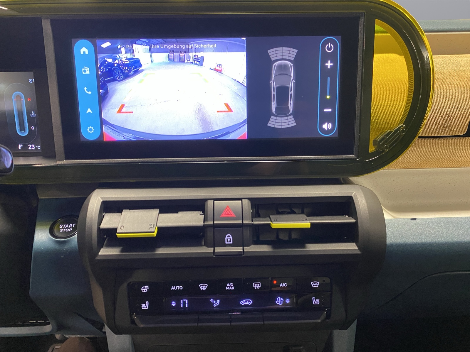 FIAT Grande Panda 1.2 Hybrid La Prima-image-14