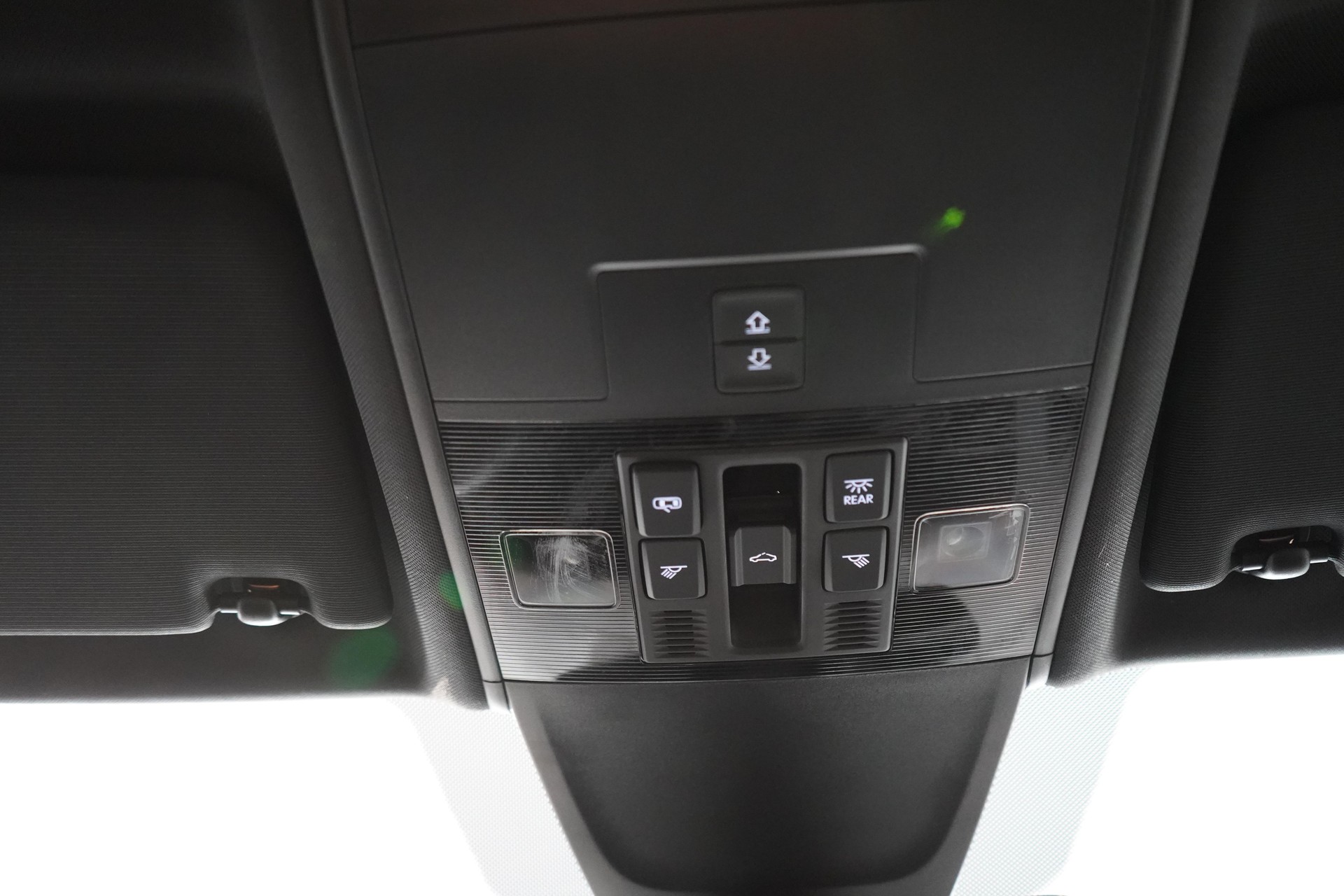 VW Tiguan 2.0 TSI R-Line DSG 4motion-image-13