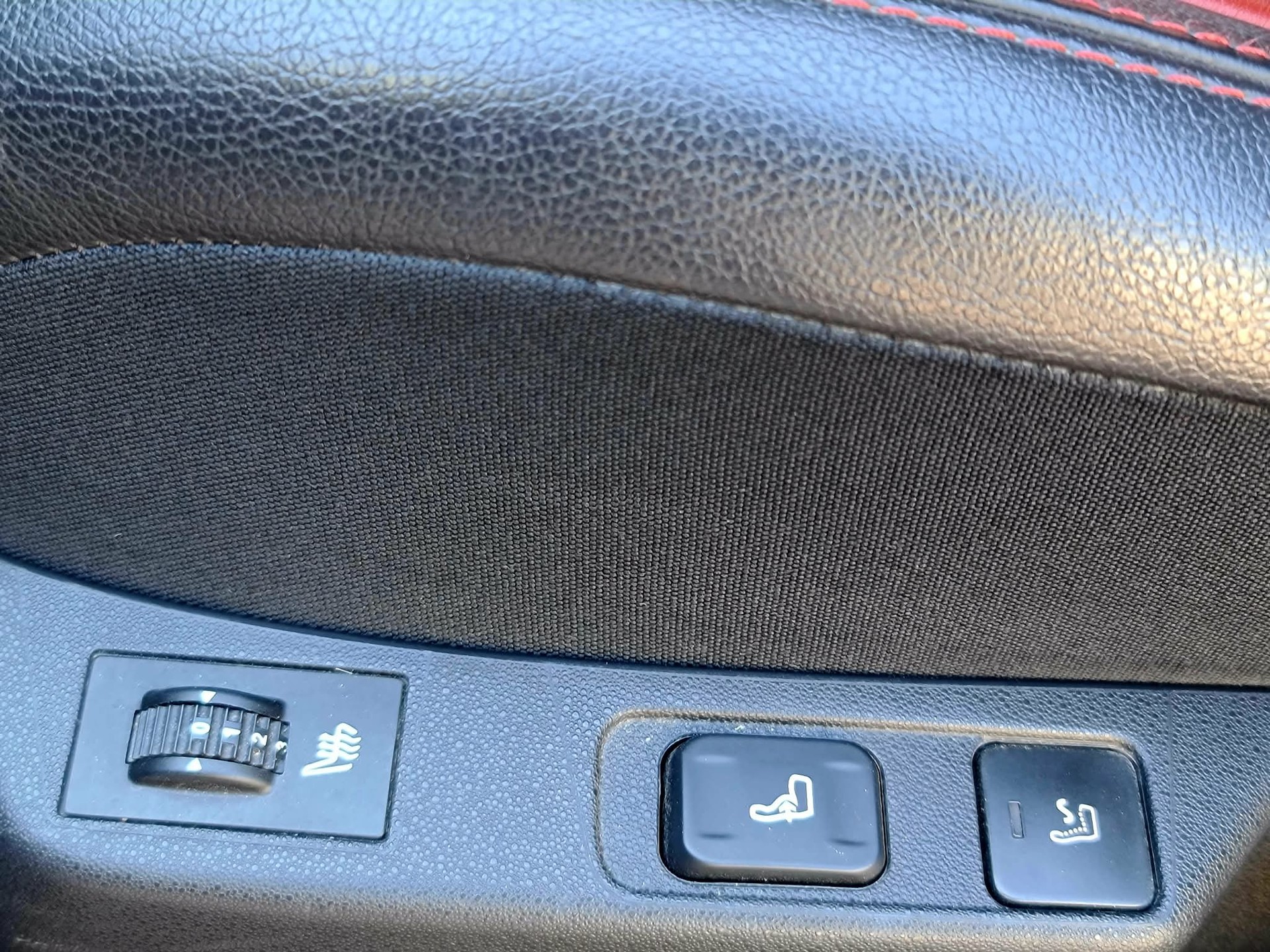 DS AUTOMOBILES DS4 1.6 THP Dark Top Automatic-image-10