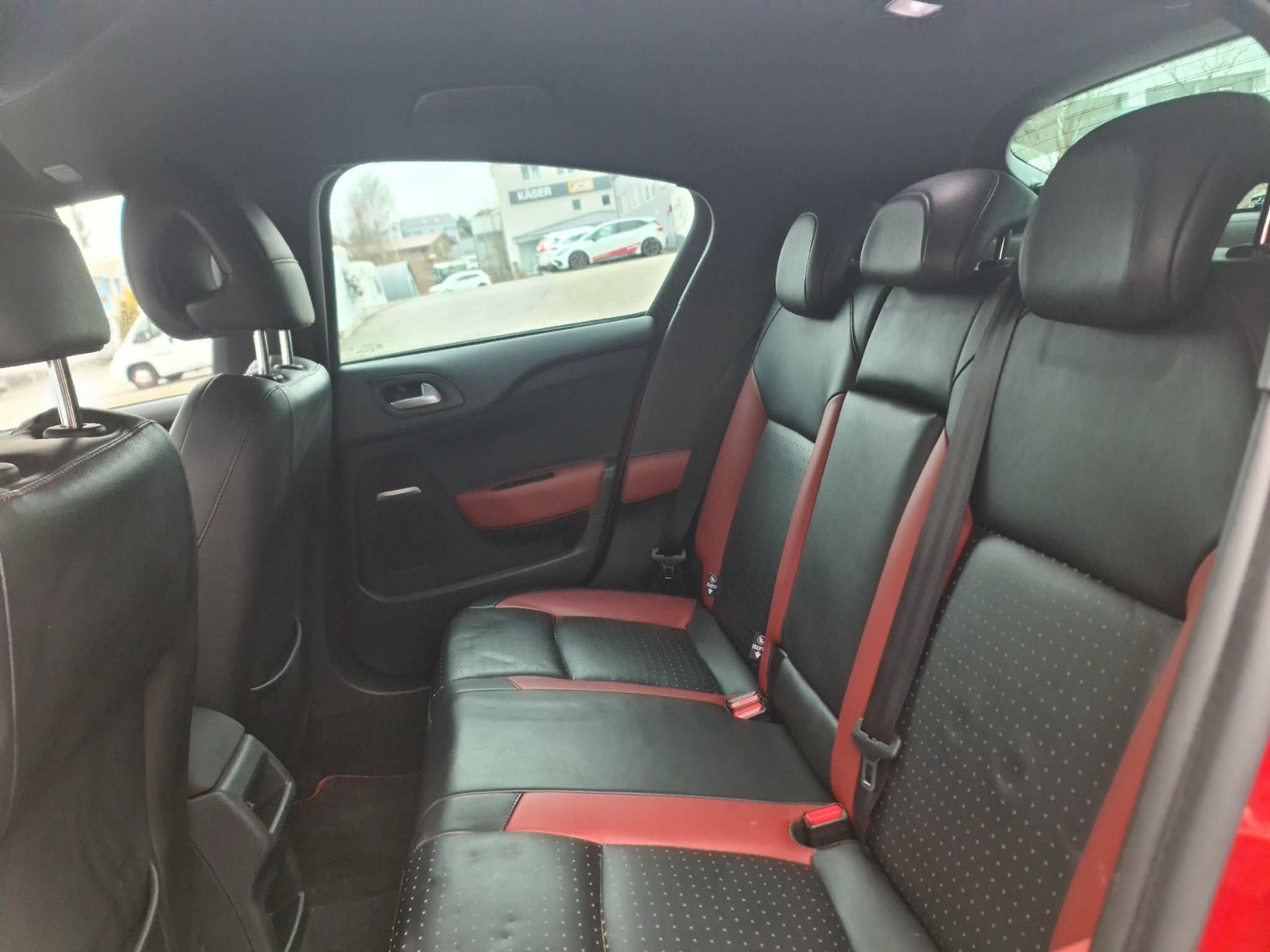 DS AUTOMOBILES DS4 1.6 THP Dark Top Automatic-image-15