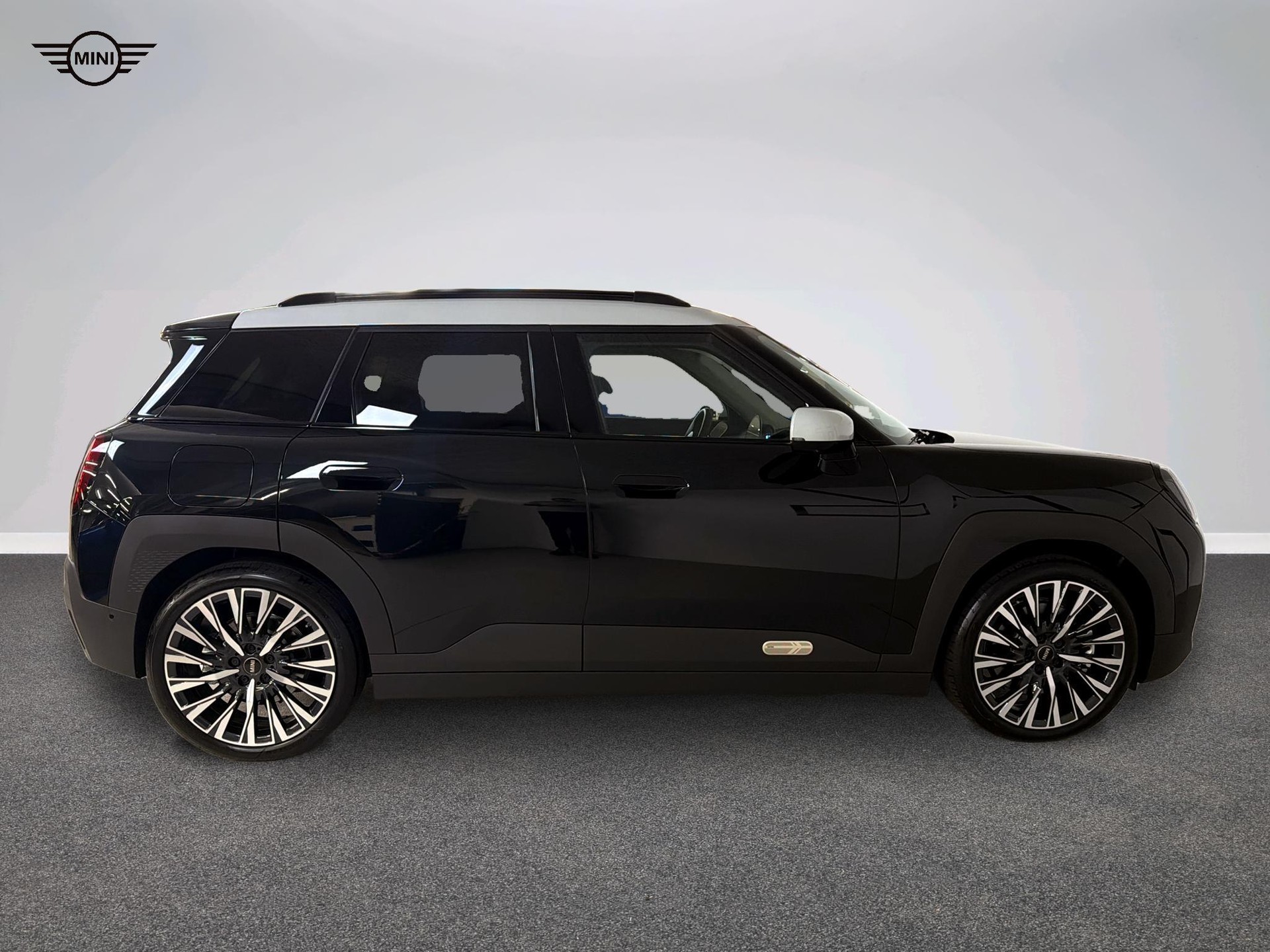 MINI Aceman SE-image-2