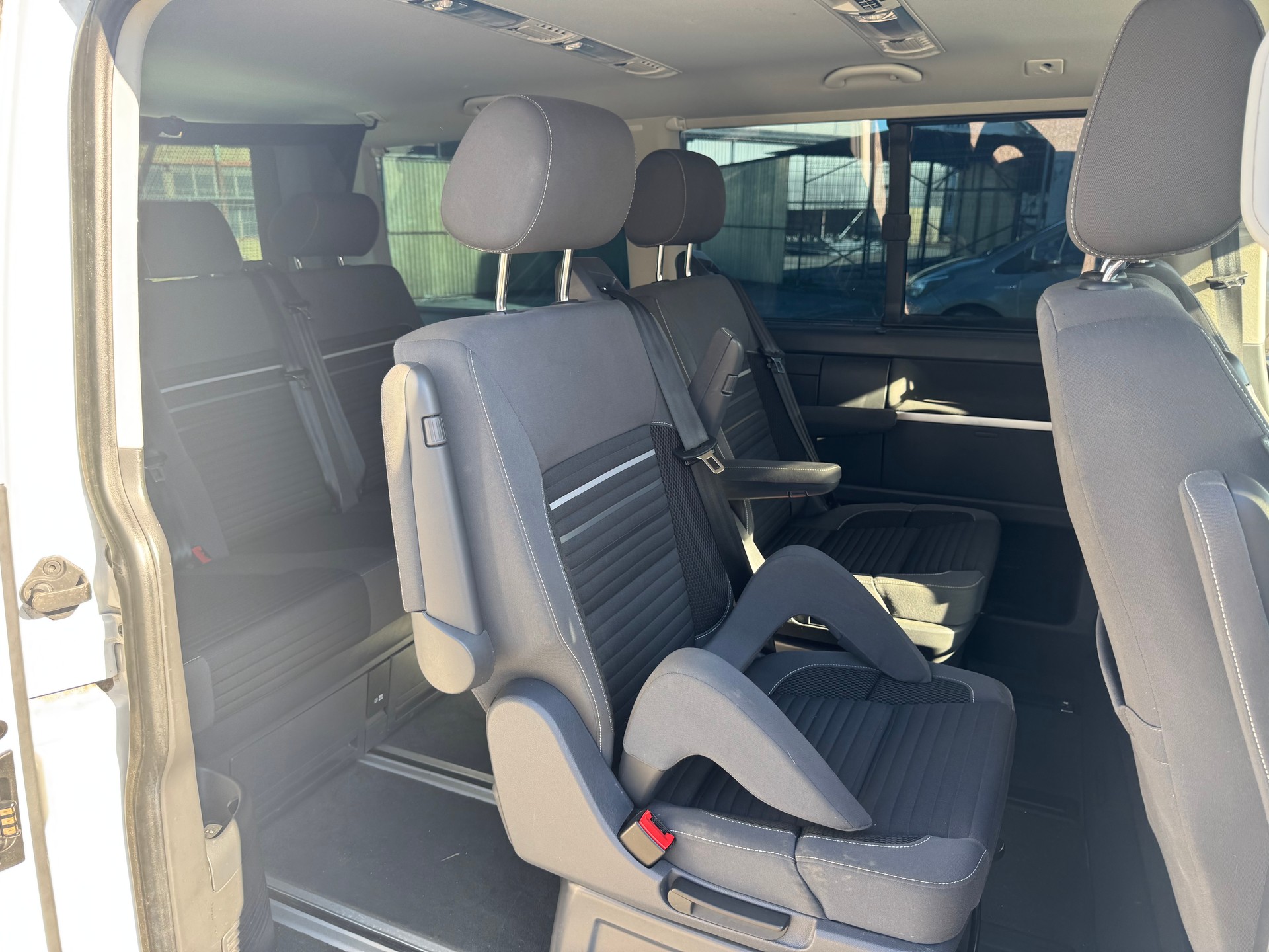 VW T5 Multivan 2.0 Bi-TDI CR Highline 4Motion DSG-image-13