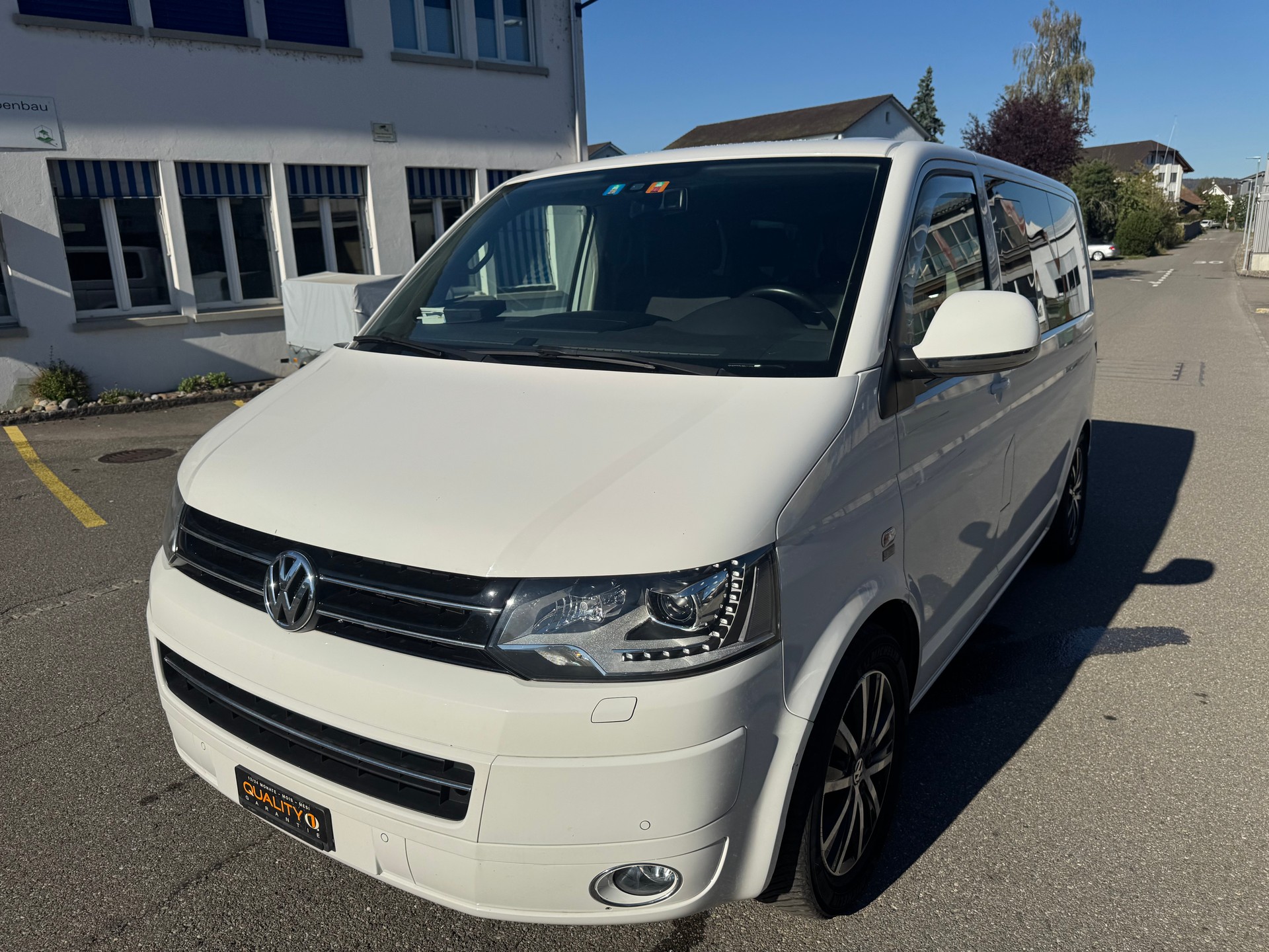 VW T5 Multivan 2.0 Bi-TDI CR Highline 4Motion DSG-image-8