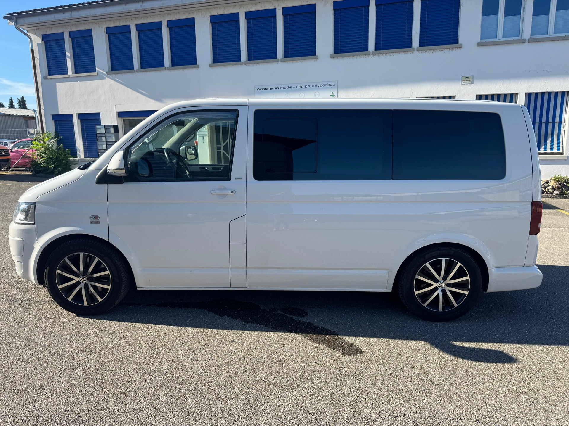 VW T5 Multivan 2.0 Bi-TDI CR Highline 4Motion DSG-image-7
