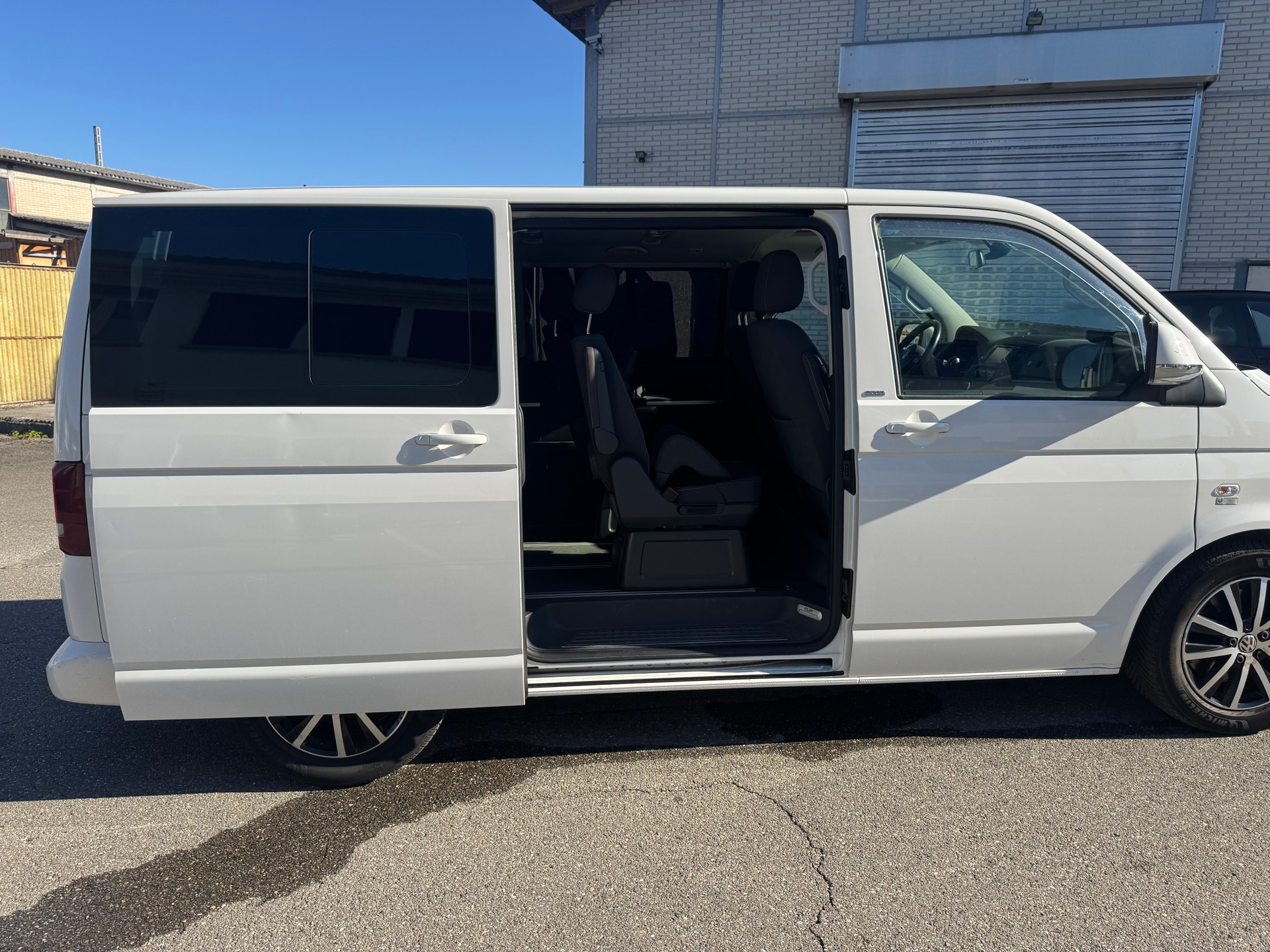 VW T5 Multivan 2.0 Bi-TDI CR Highline 4Motion DSG-image-15