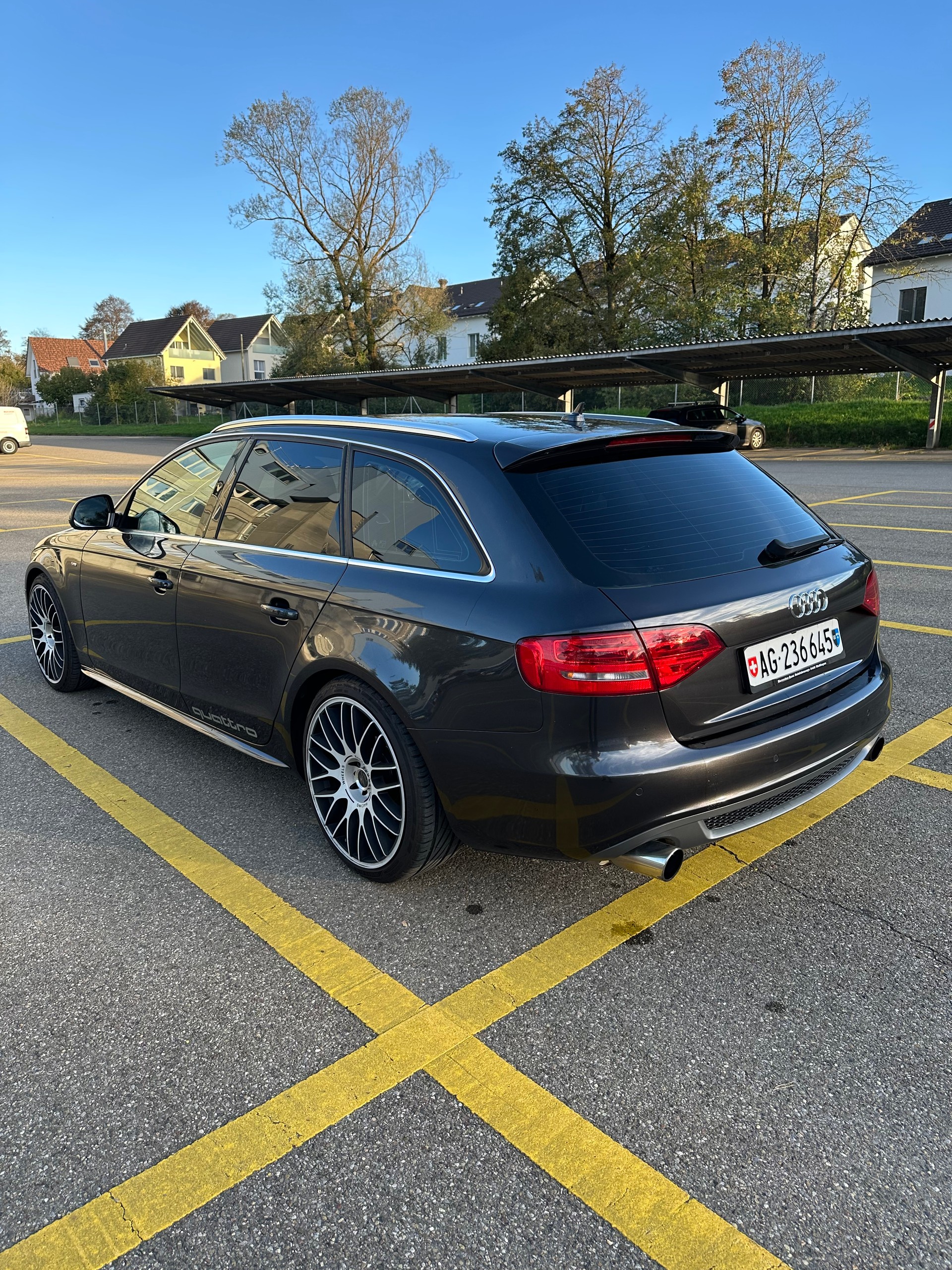 AUDI 2.0 TFSI 211 quattro-image-3