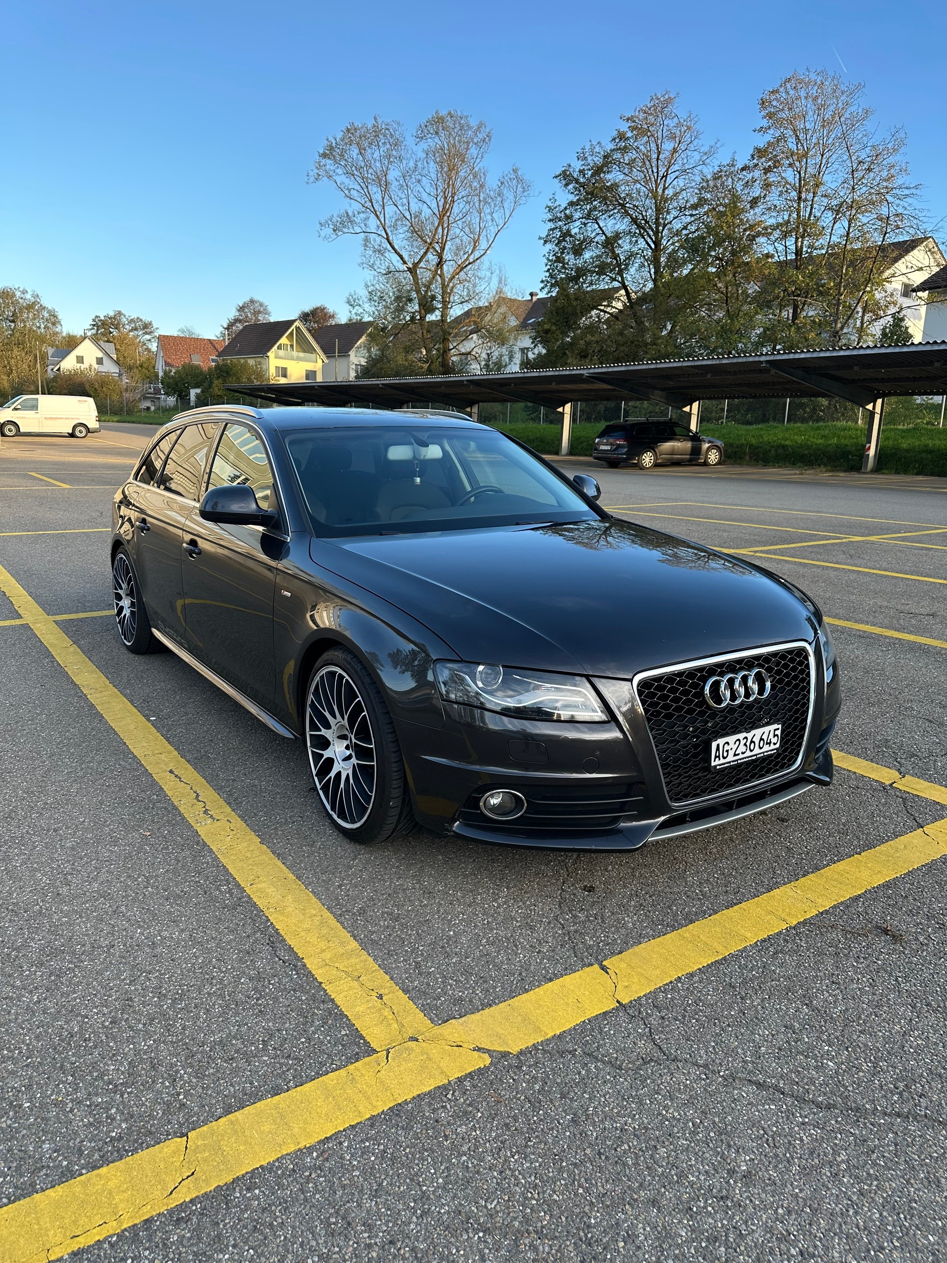 AUDI 2.0 TFSI 211 quattro-image-1