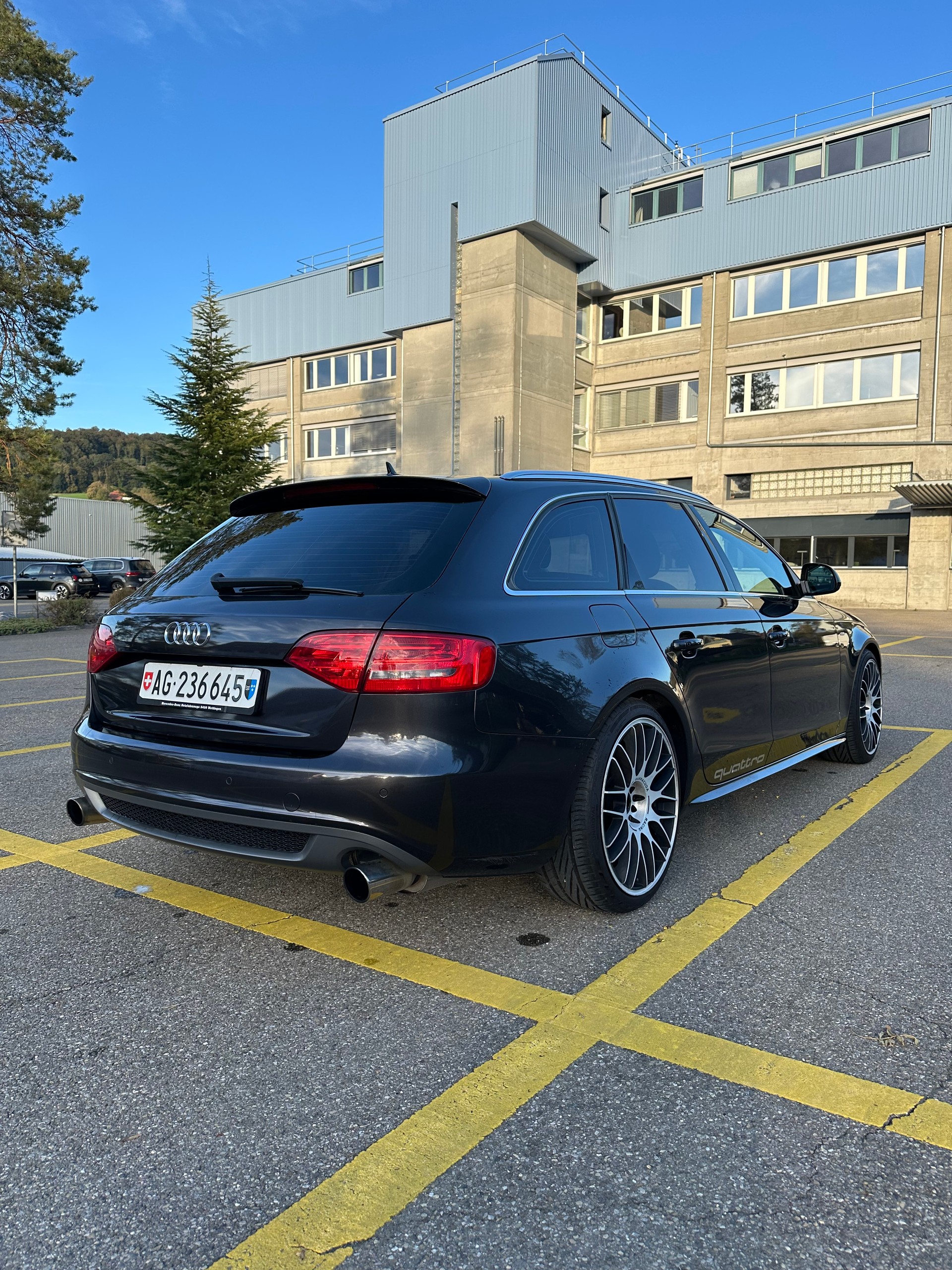 AUDI 2.0 TFSI 211 quattro-image-2