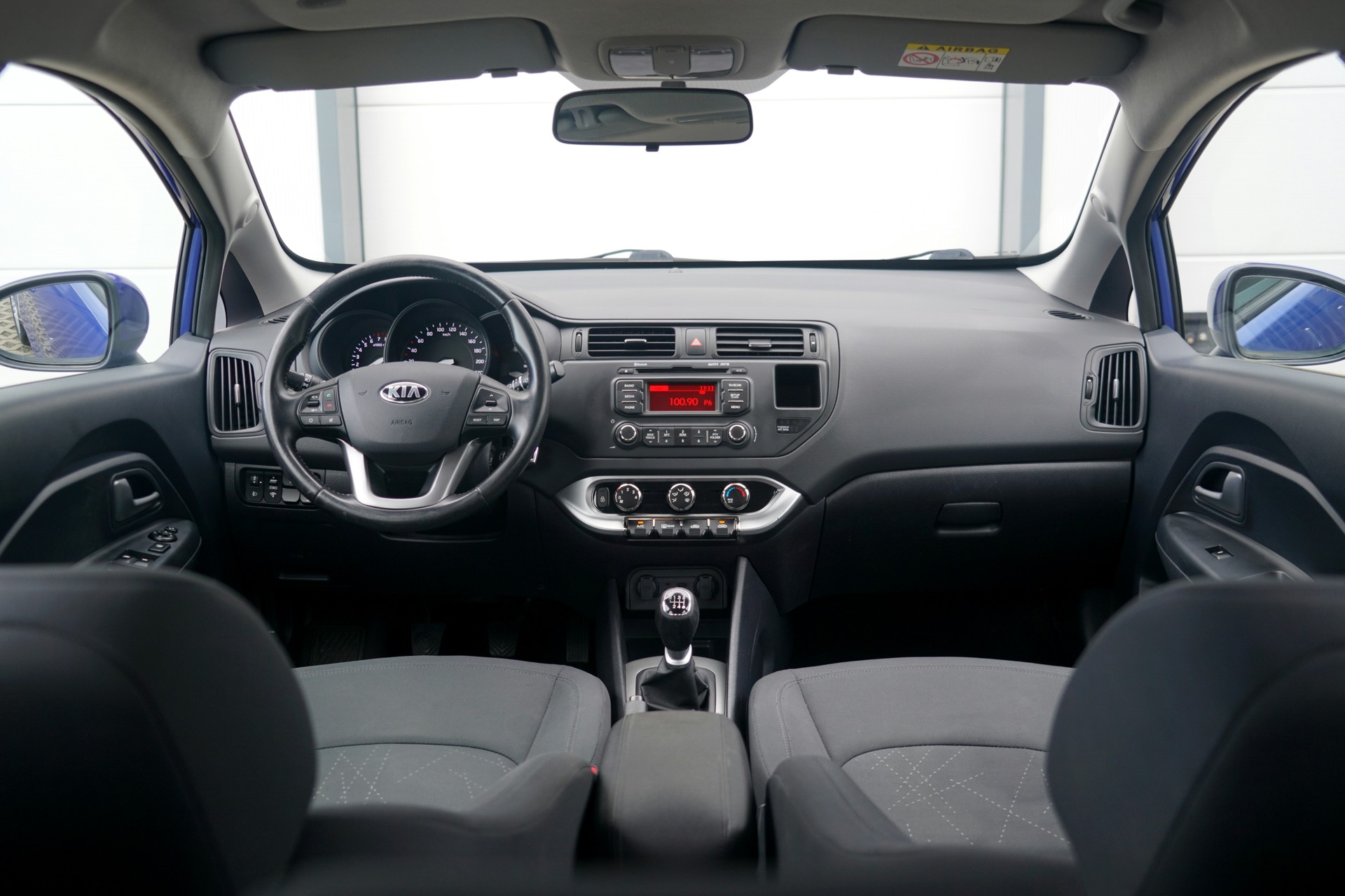 KIA Rio 1.4 CVVT Style (CH)-image-8