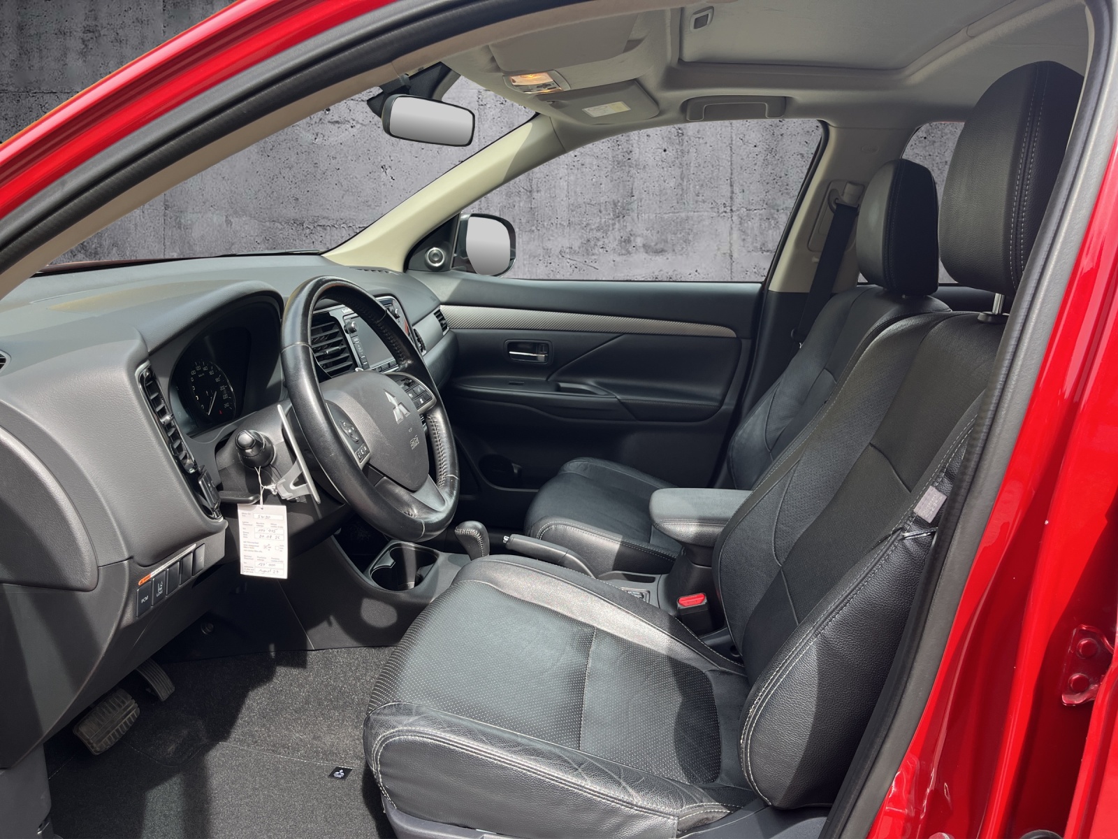 MITSUBISHI Outlander 2.2 DID Navigator Safety 4WD Automatic-image-8