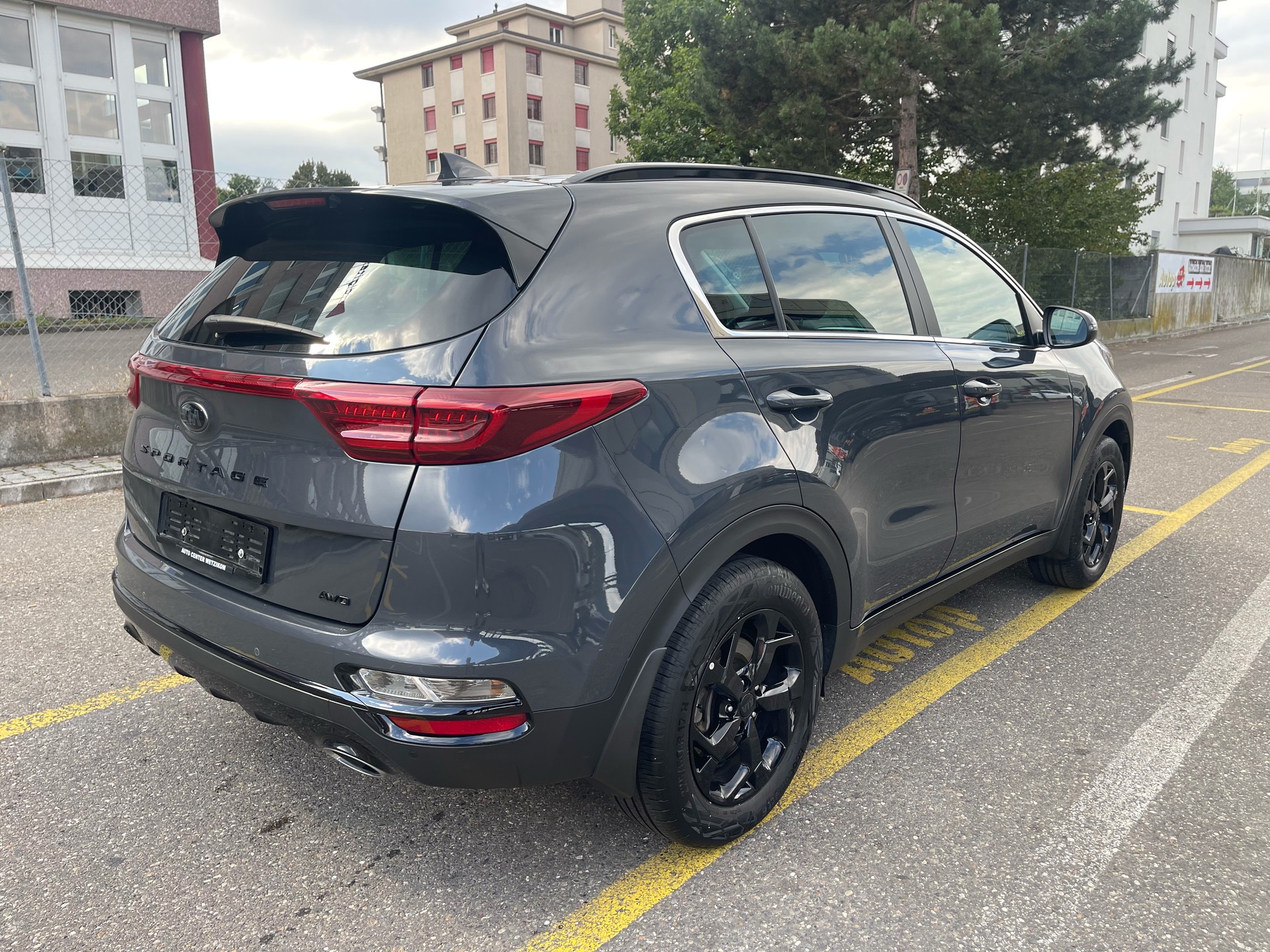 KIA Sportage 1.6 T-GDi Power 2020 4WD Automat-image-4