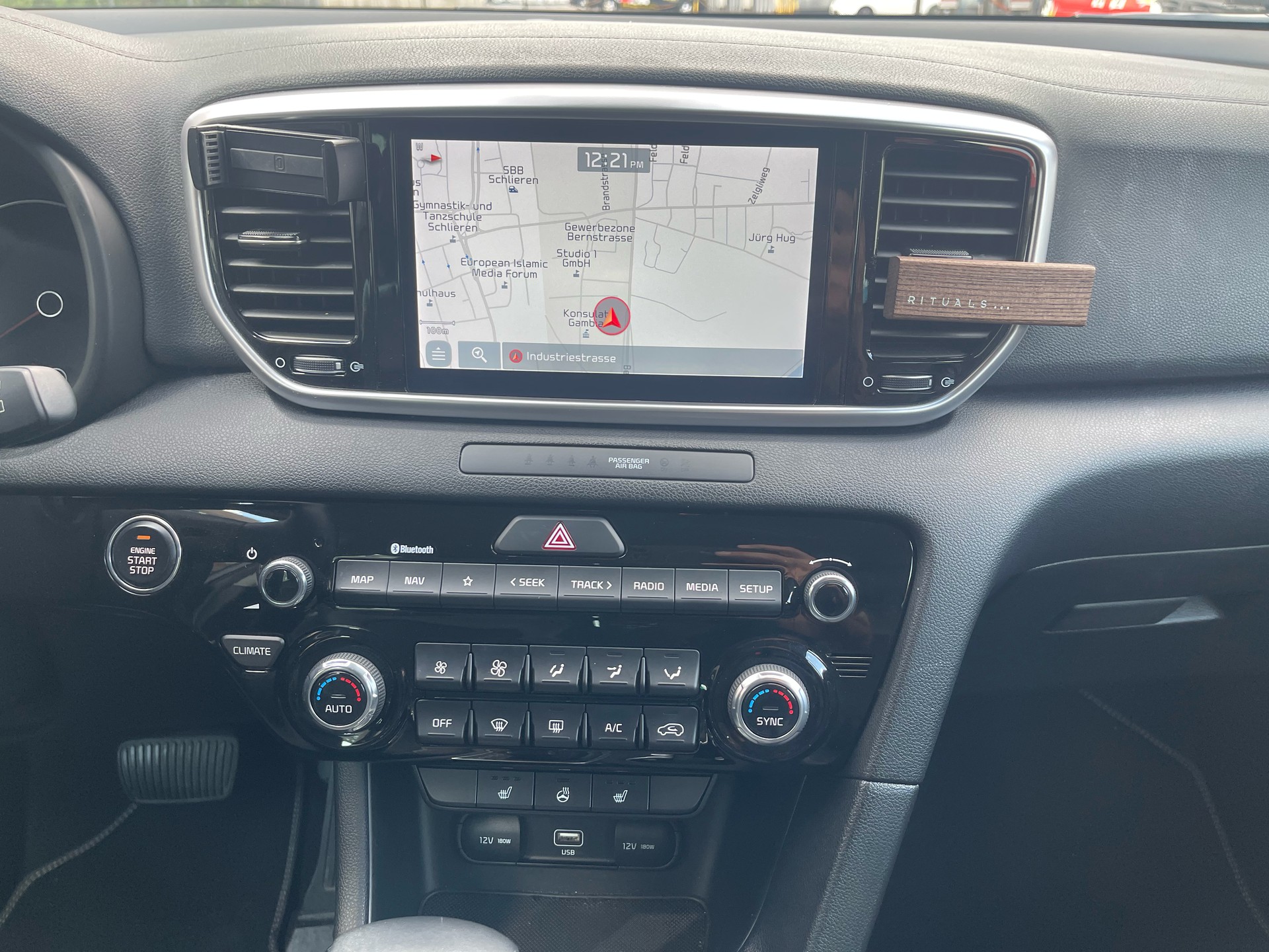 KIA Sportage 1.6 T-GDi Power 2020 4WD Automat-image-12