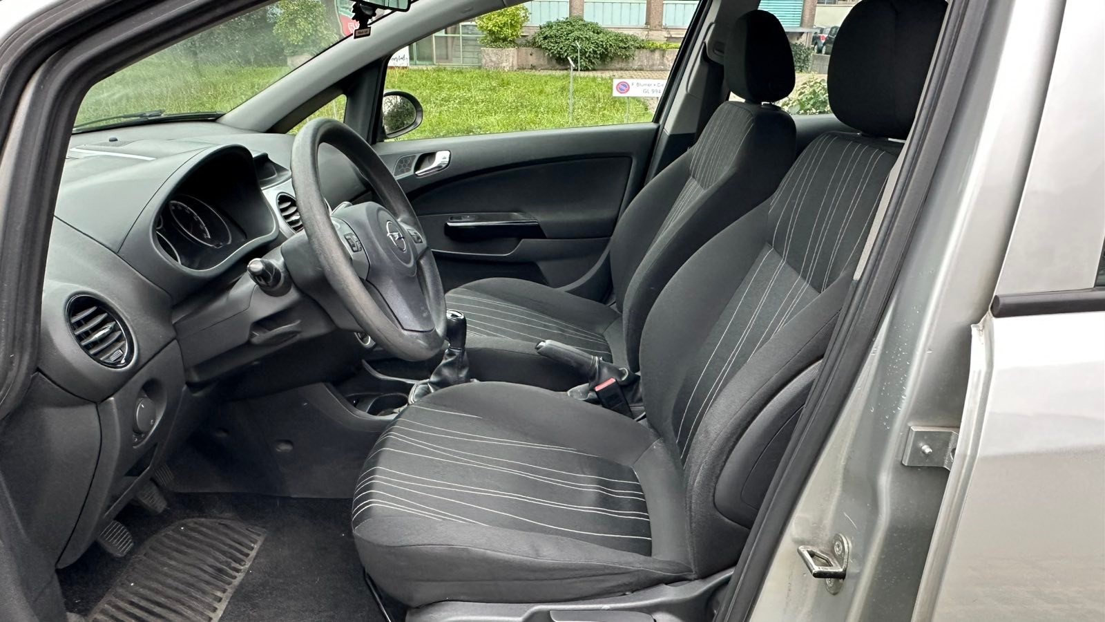 OPEL Corsa 1.4 TP Color Edition-image-7