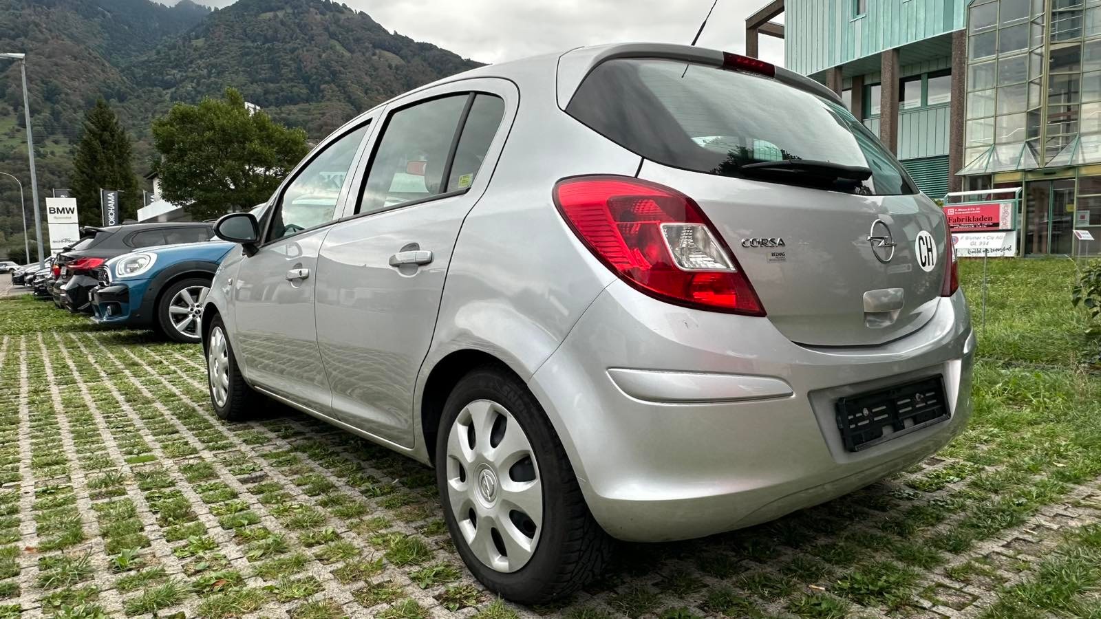 OPEL Corsa 1.4 TP Color Edition-image-5