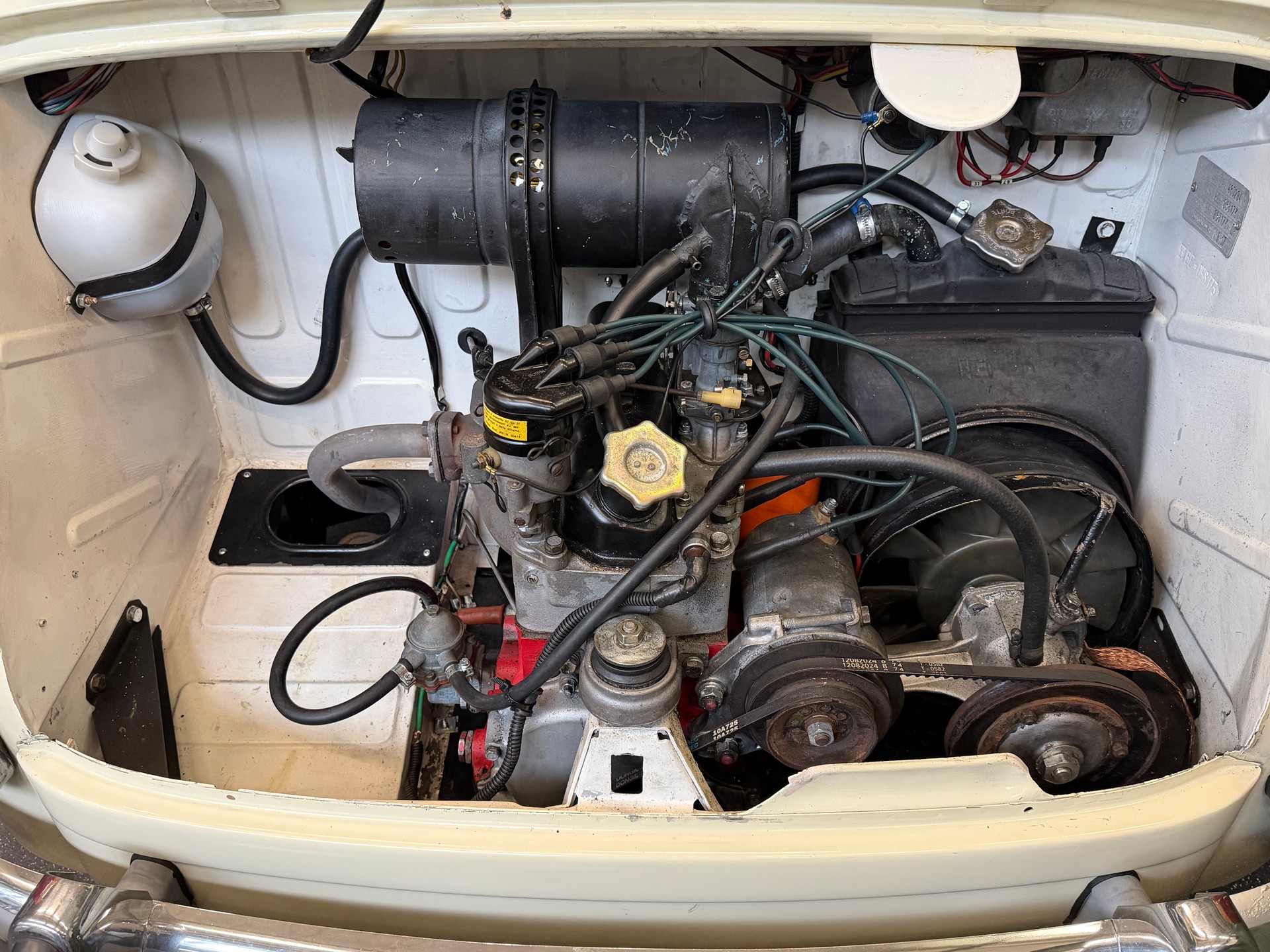 FIAT 600-image-6