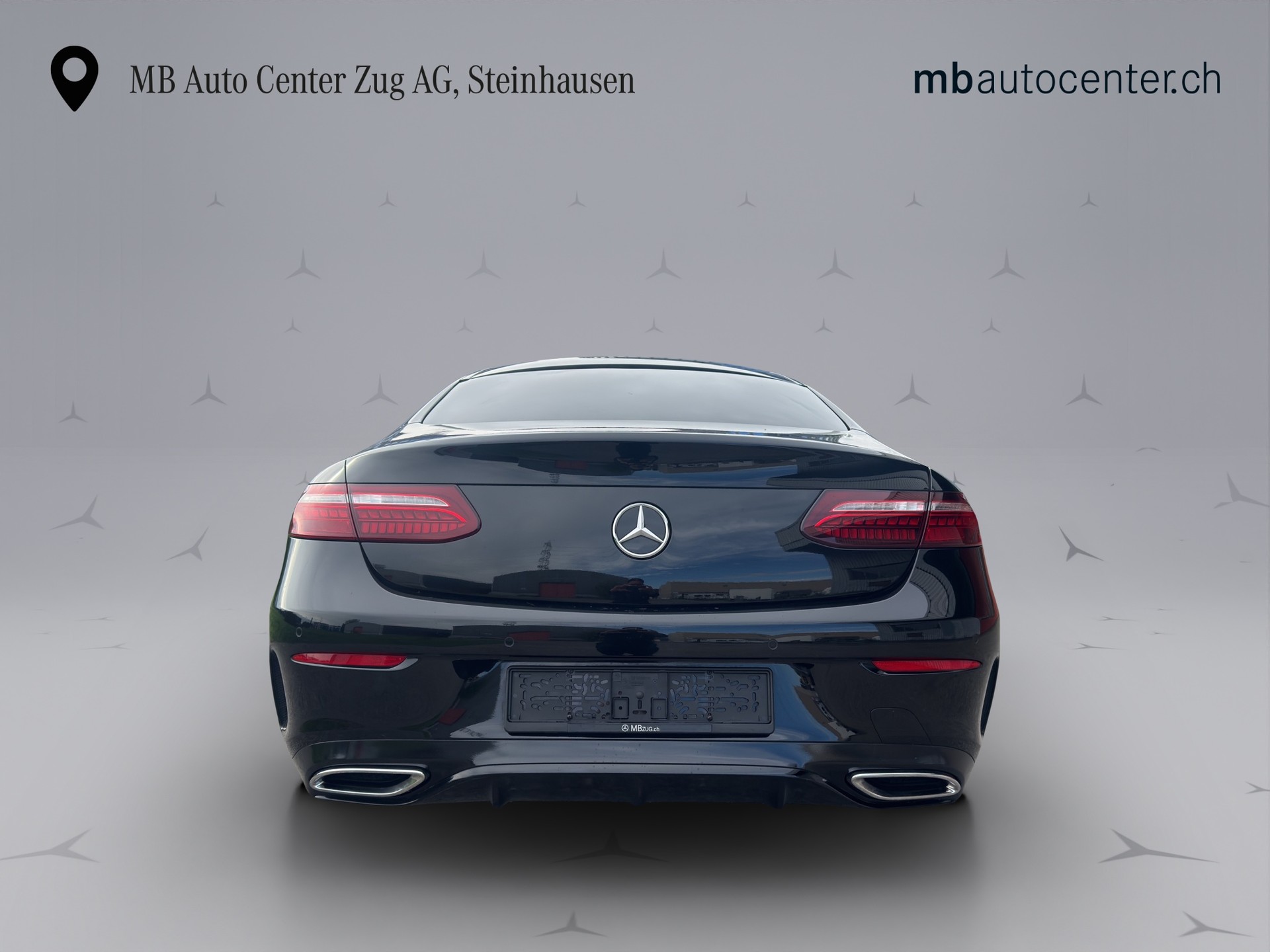 MERCEDES-BENZ E 300 d AMG Line 4matic Coupé-image-4