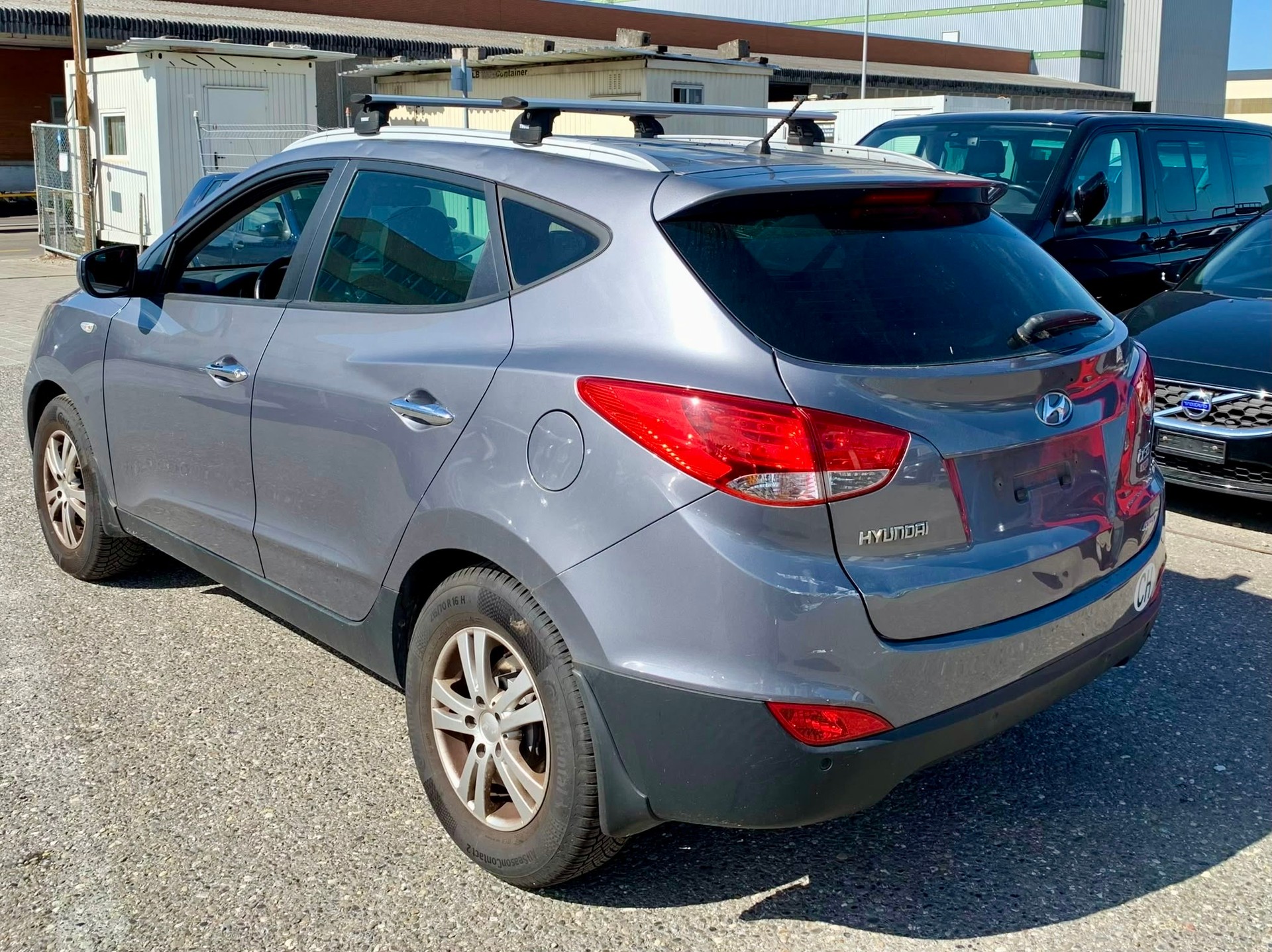 HYUNDAI iX 35 2.0 CRDi Style 4WD (Klimatronik * Alufelgen * Sensoren * Sitzheizung * Leder * 4X4 * BO5)-image-6