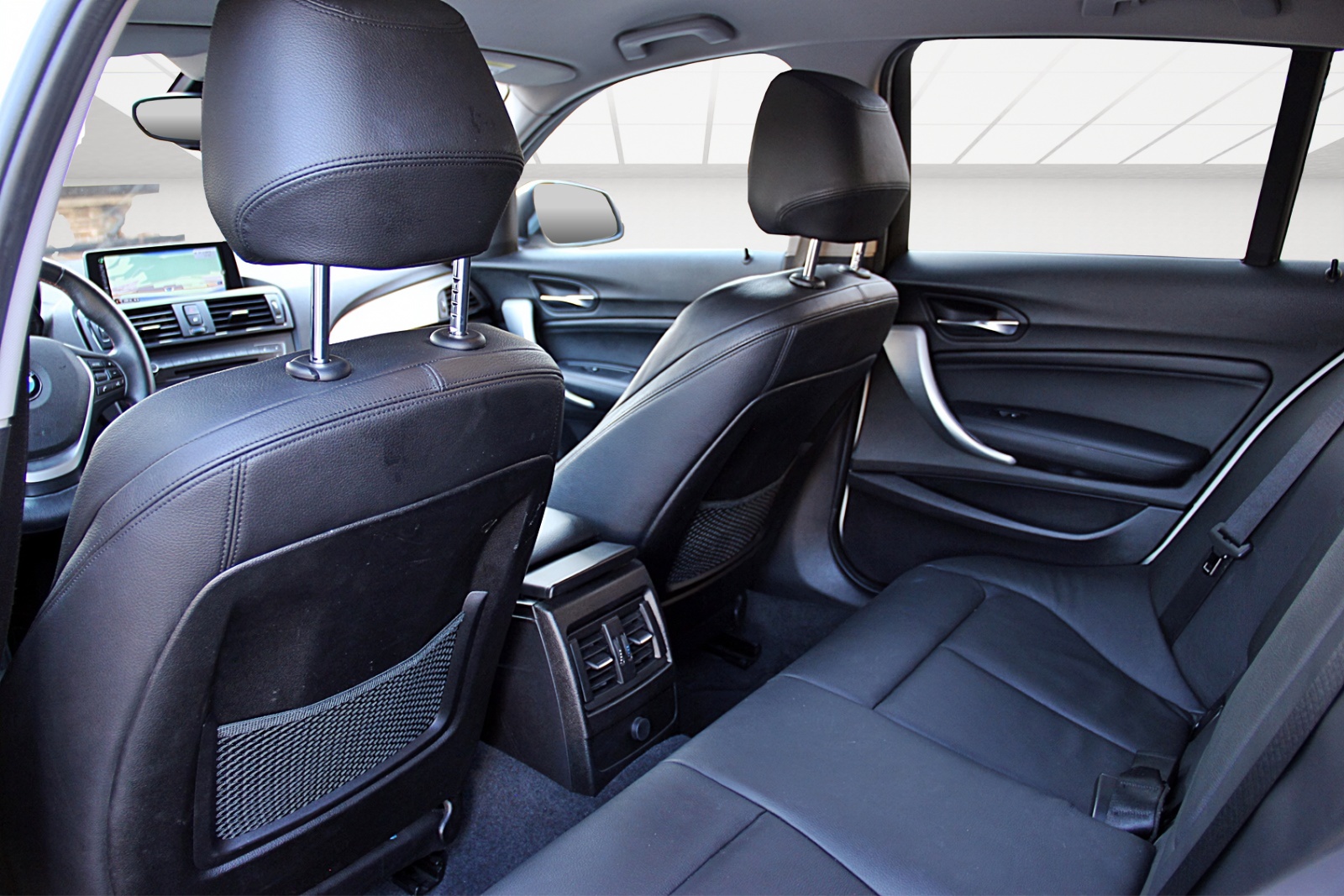 BMW 120d Sport Line Steptronic-image-9