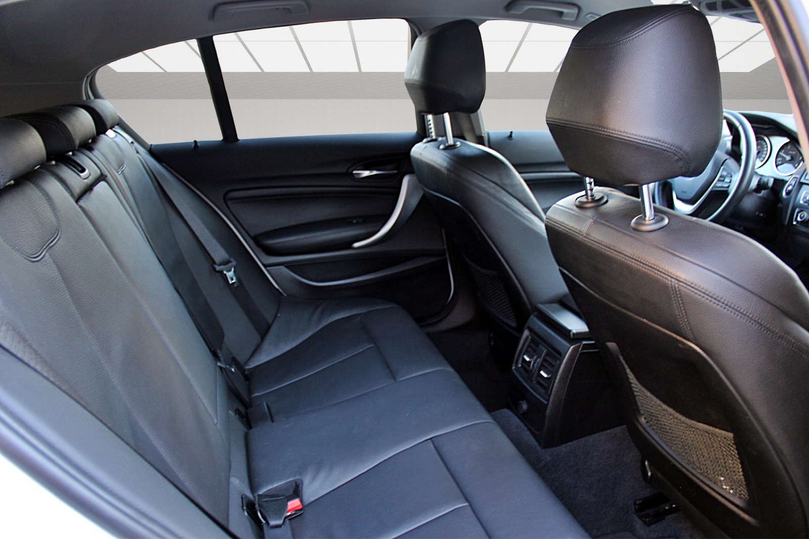 BMW 120d Sport Line Steptronic-image-11