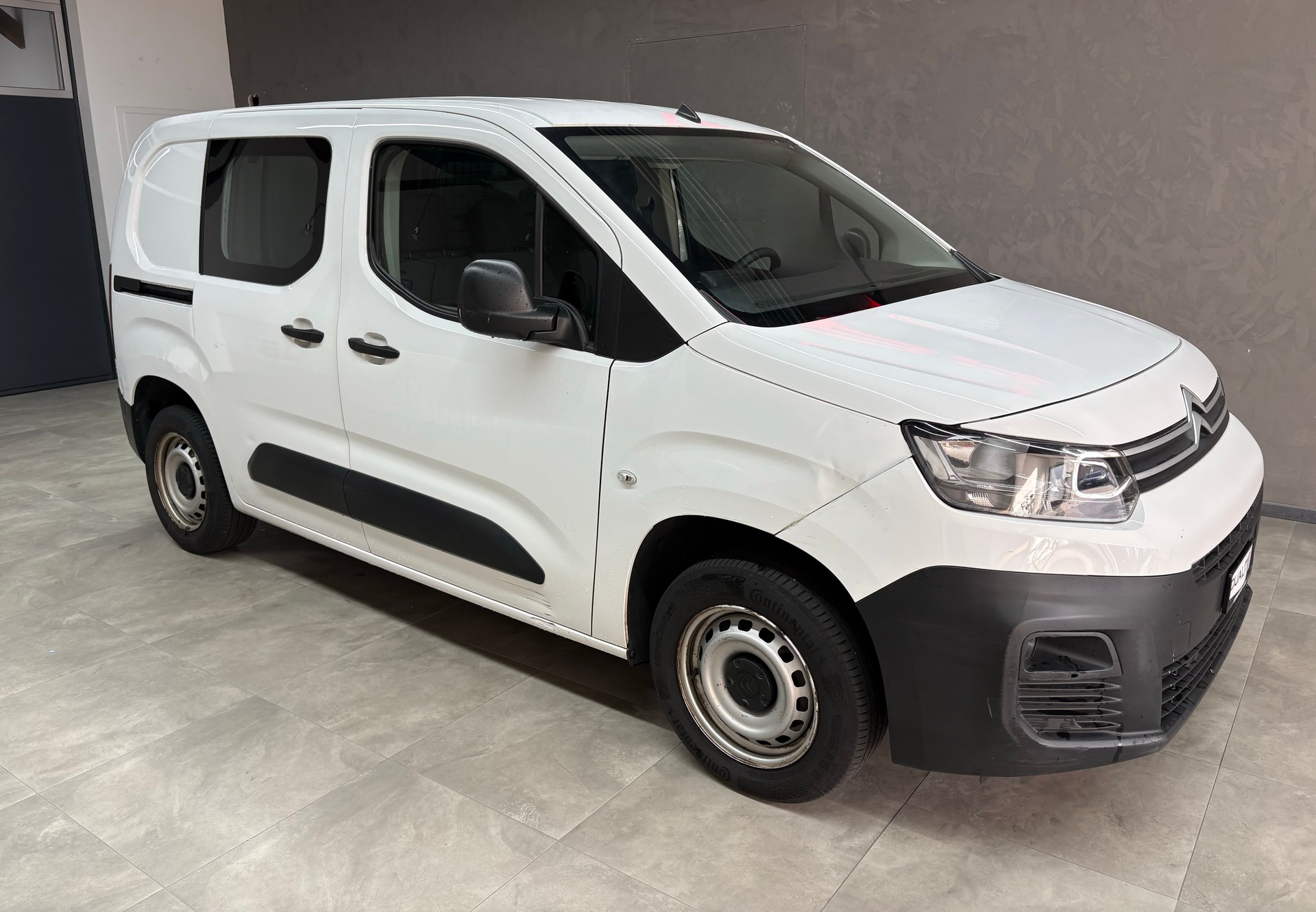 CITROEN Berlingo Van 1.5 Blue HDi 100 s/s Club 650kg-image-2