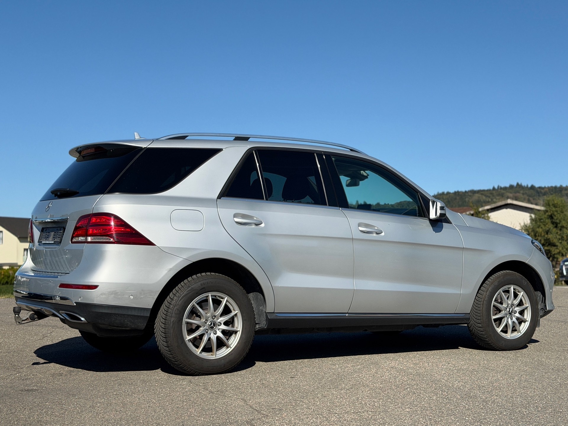 MERCEDES-BENZ GLE 250 d 4Matic 9G-Tronic-image-3