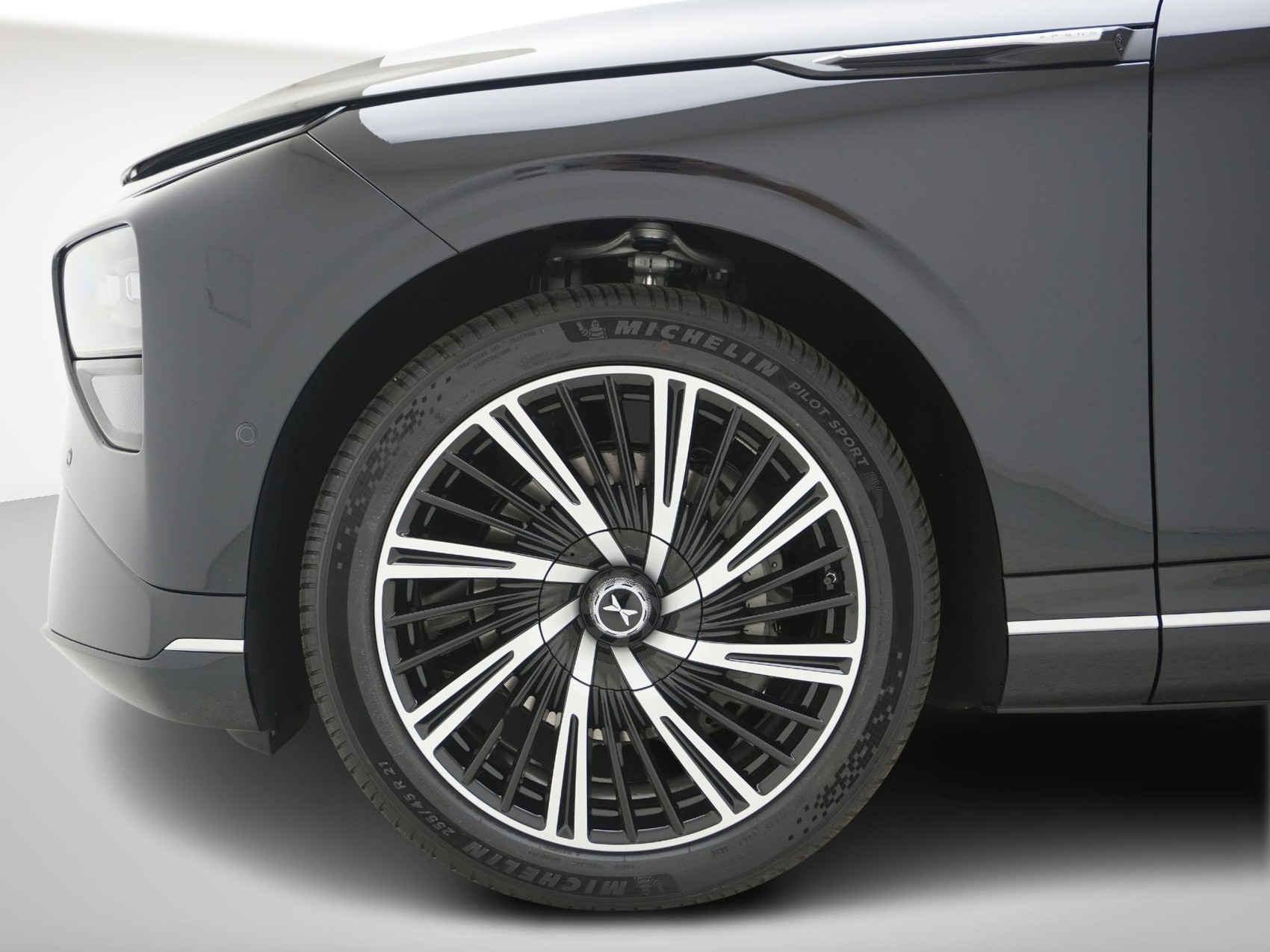 XPENG G9 Performance AWD-image-9