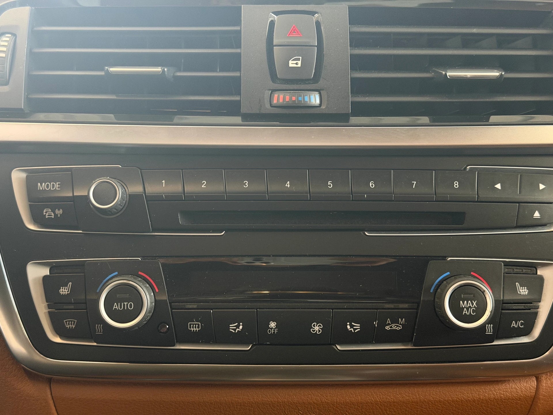 BMW 328i GT xDrive Luxury Line Steptronic | CH-Auto | Frisch MFK |-image-15