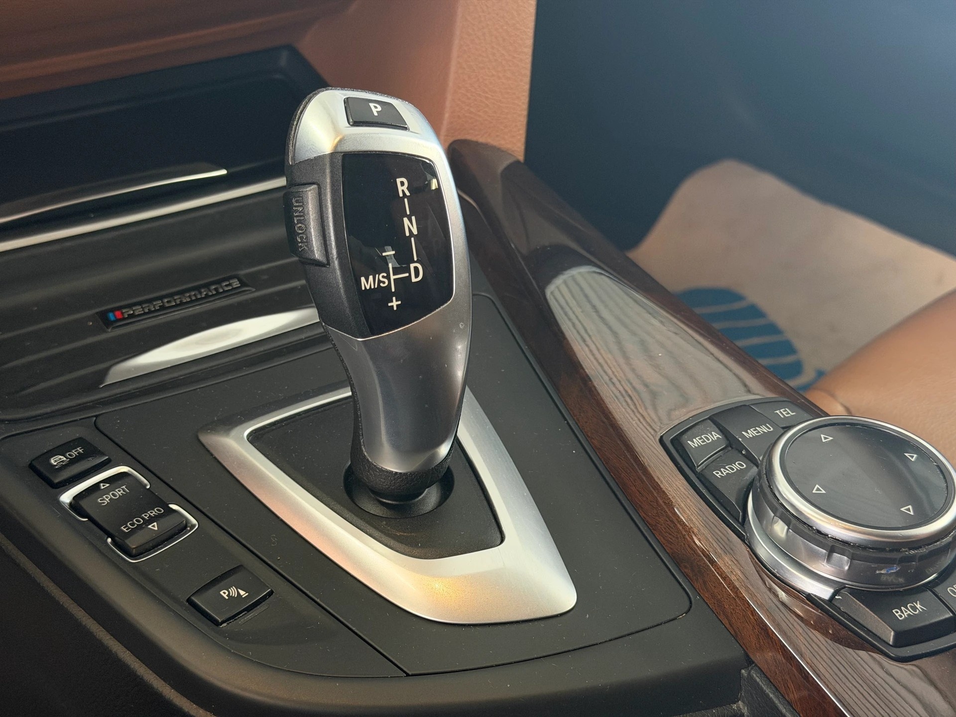 BMW 328i GT xDrive Luxury Line Steptronic | CH-Auto | Frisch MFK |-image-14