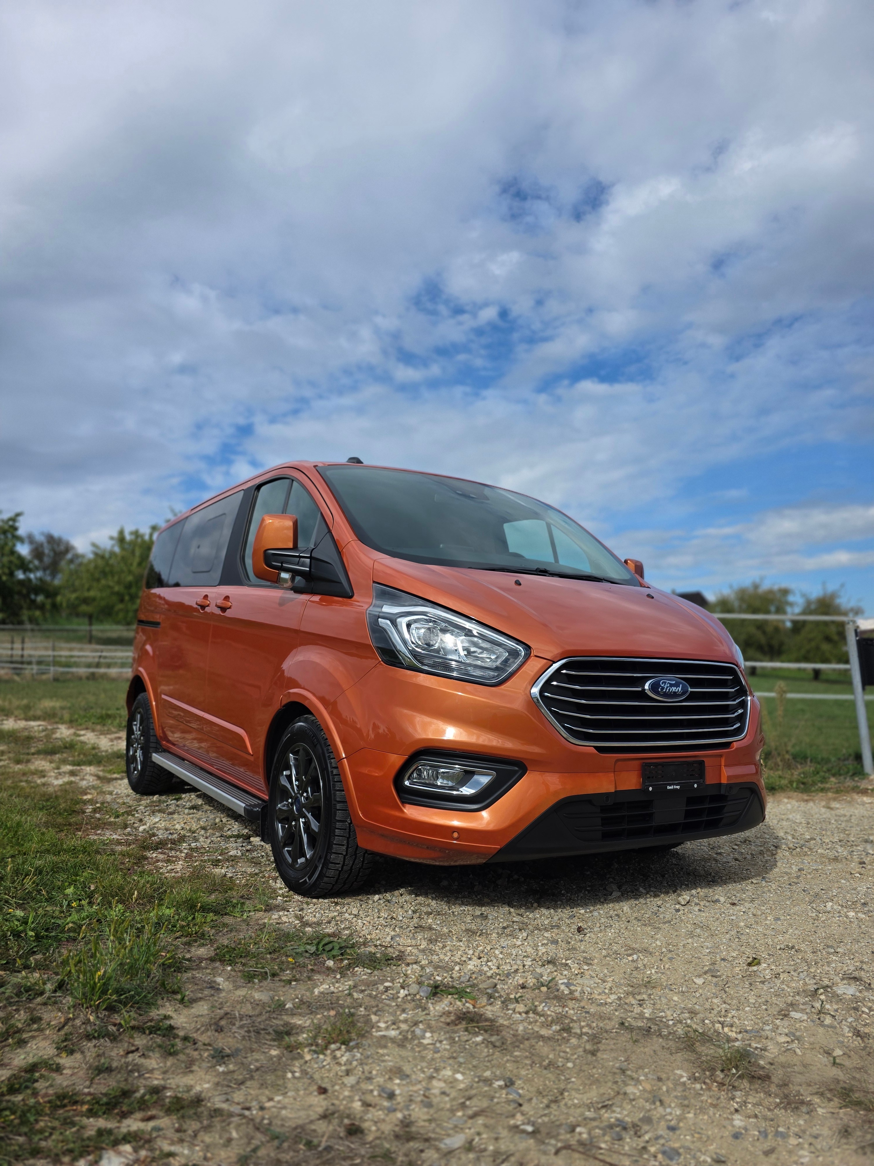 Car photo