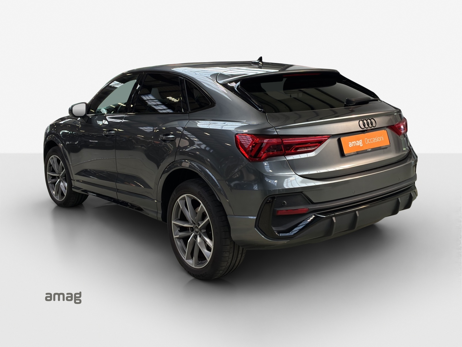 AUDI Q3 Sportback 45 TFSI e S line Attraction S-tronic-image-3