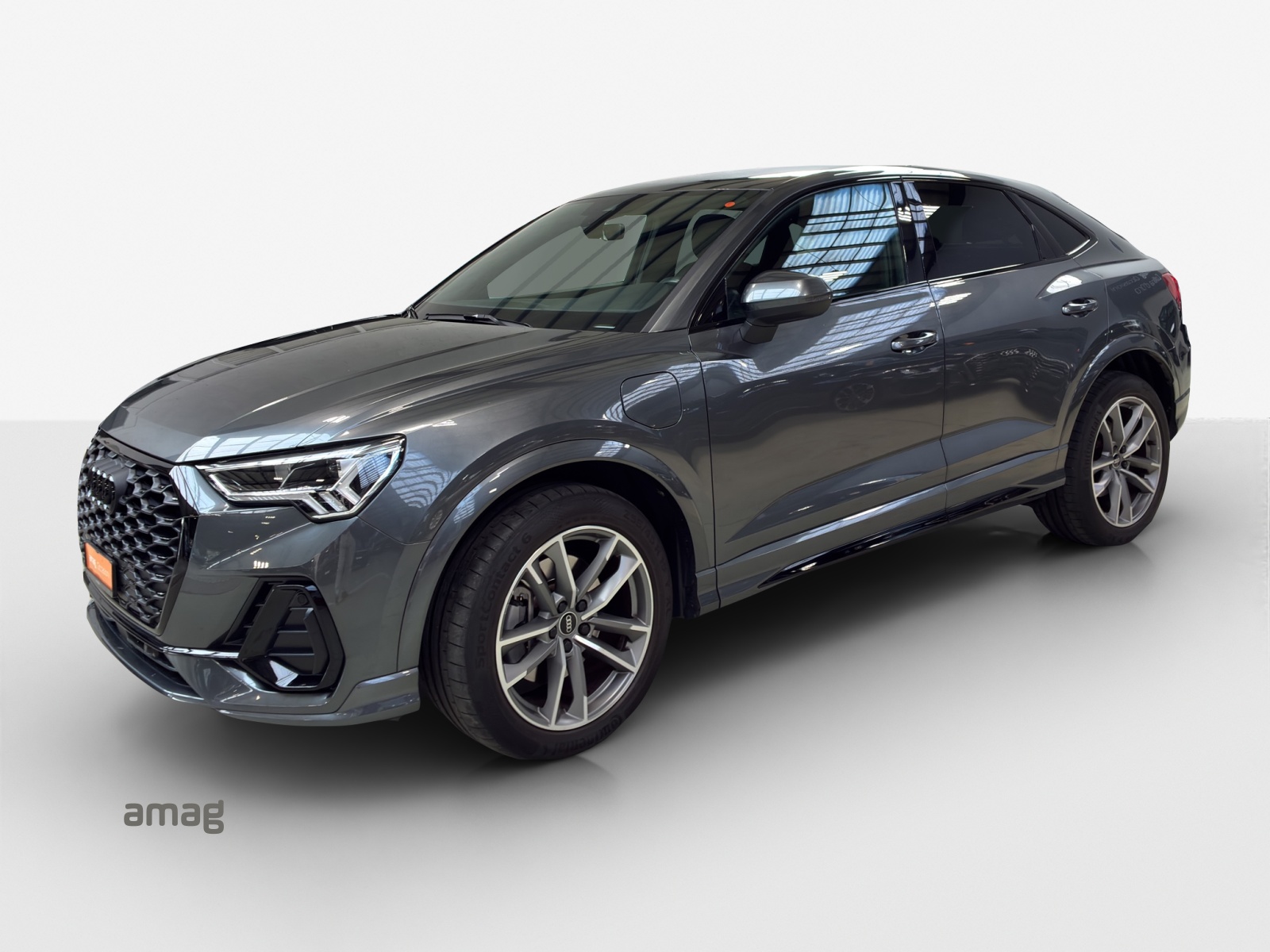 AUDI Q3 Sportback 45 TFSI e S line Attraction S-tronic-image-0