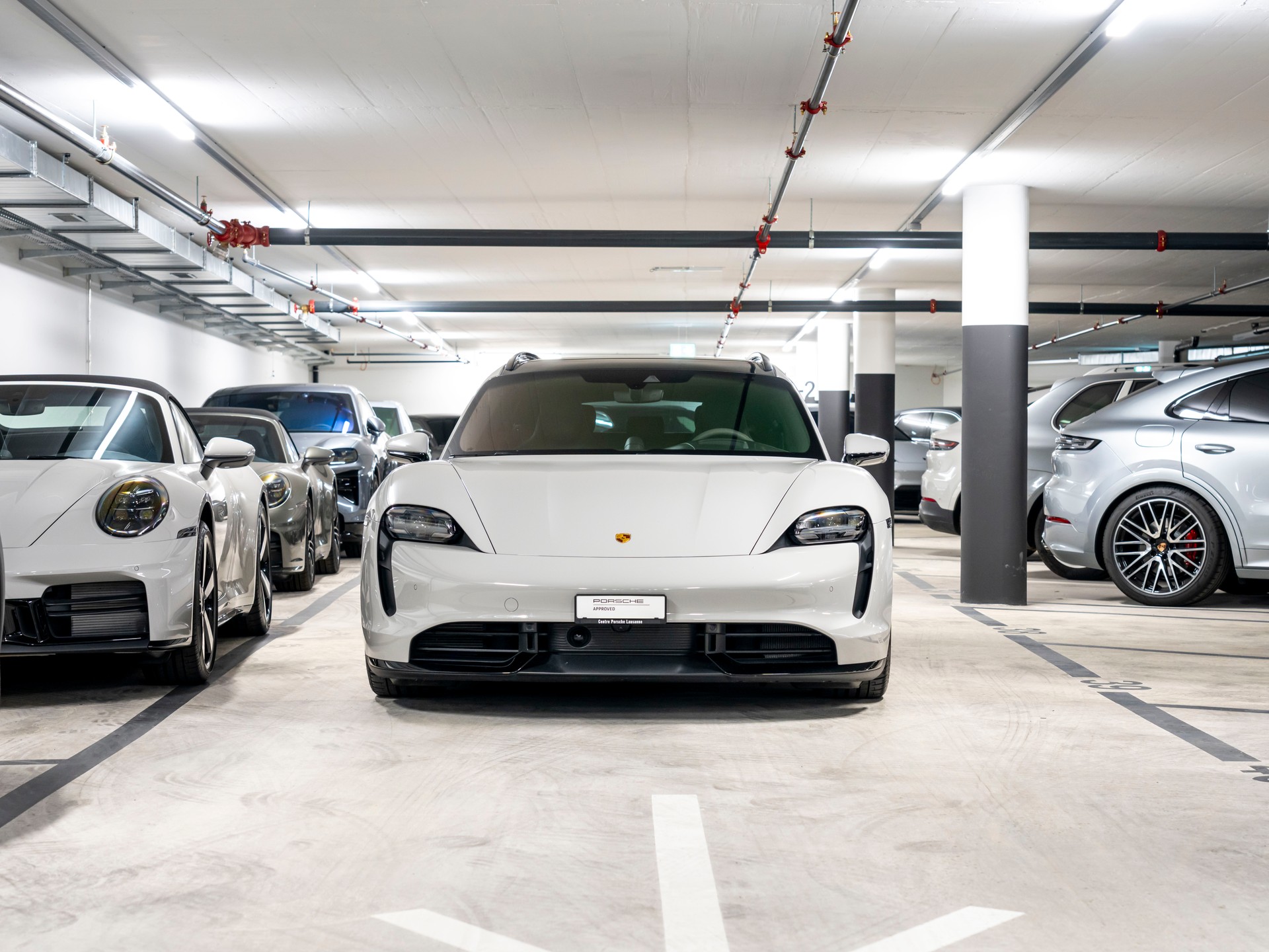PORSCHE Taycan Turbo Sport Turismo Performance Plus 93,4kWh-showroom-element-3