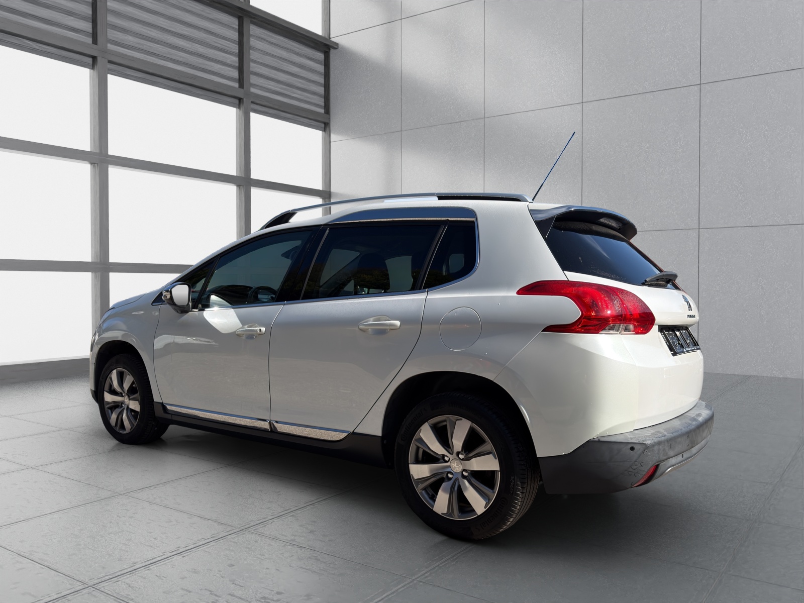 PEUGEOT 2008 1.2 VTI Active ETG5-image-2