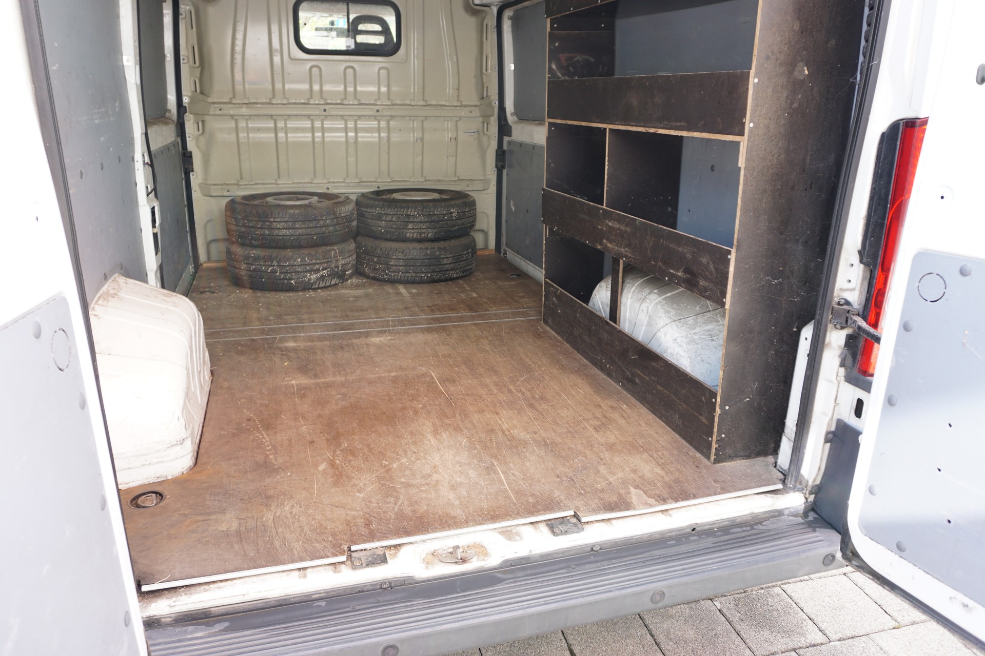 FIAT Ducato 15 2.3 JTD-image-11