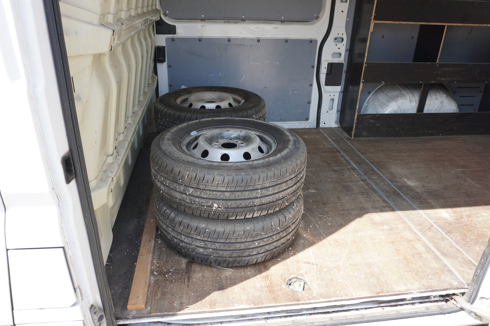 FIAT Ducato 15 2.3 JTD-image-10