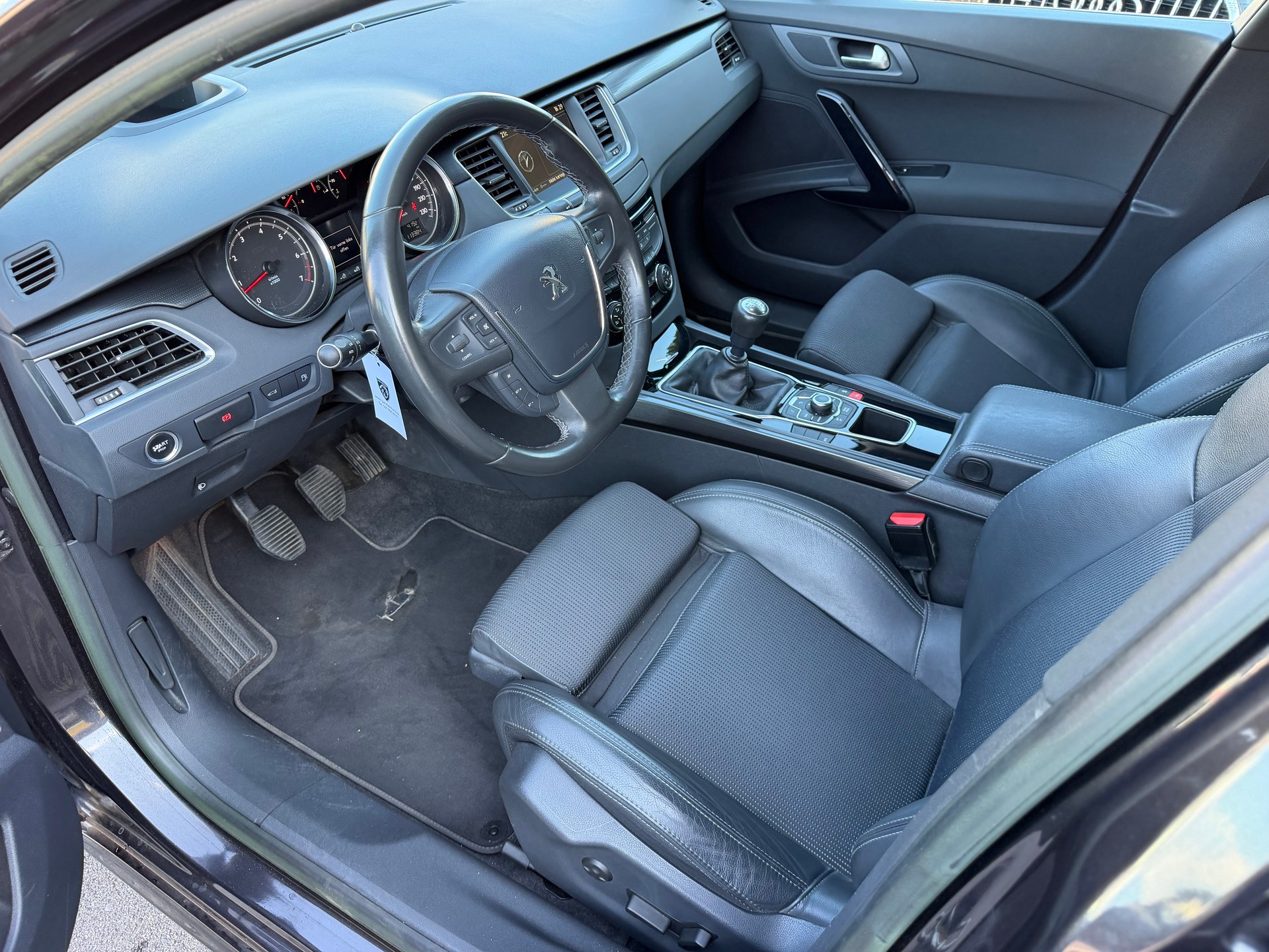 PEUGEOT 508 SW 1.6 16V T Business-image-10