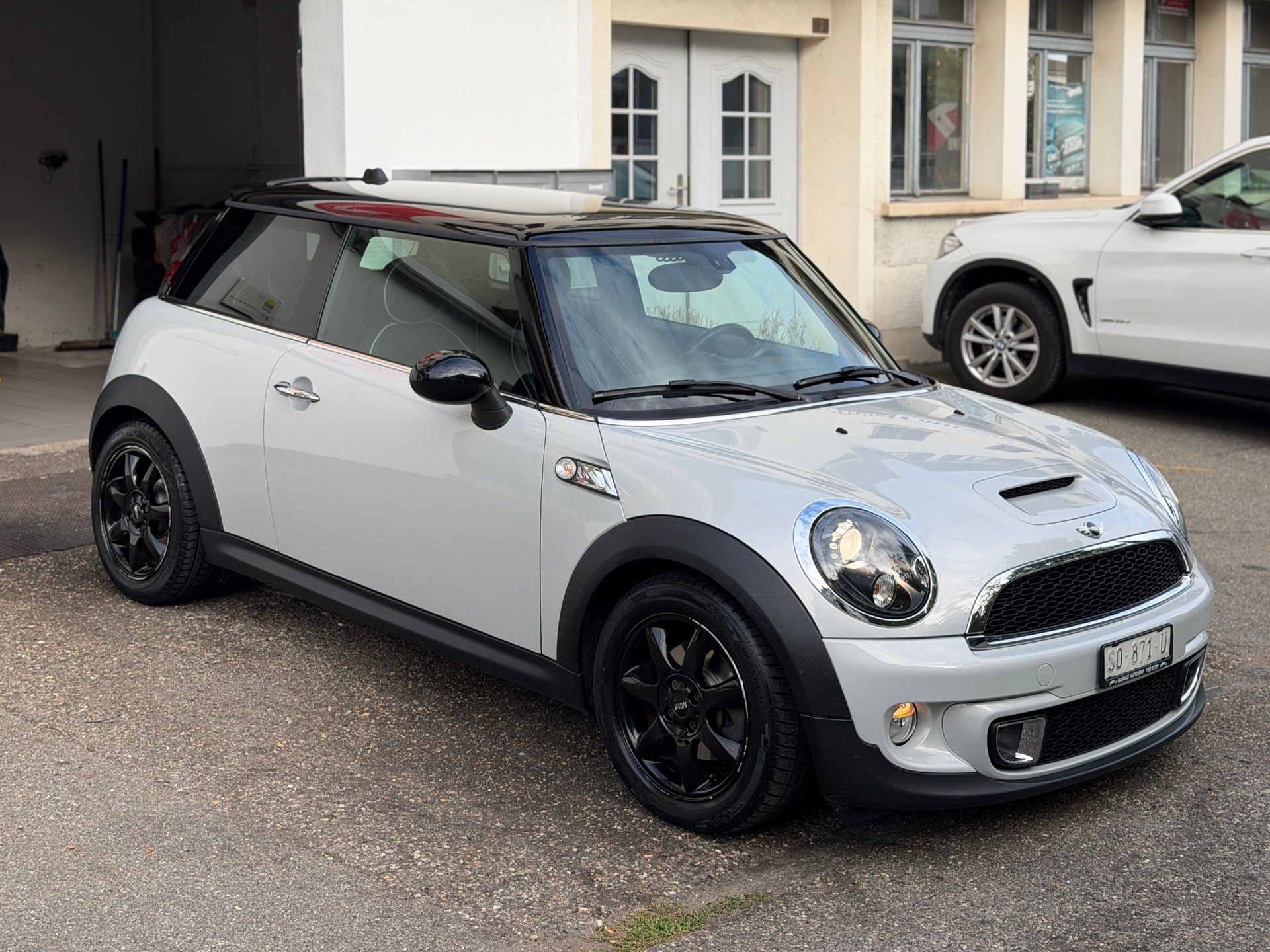 MINI Cooper SD Steptronic-image-5