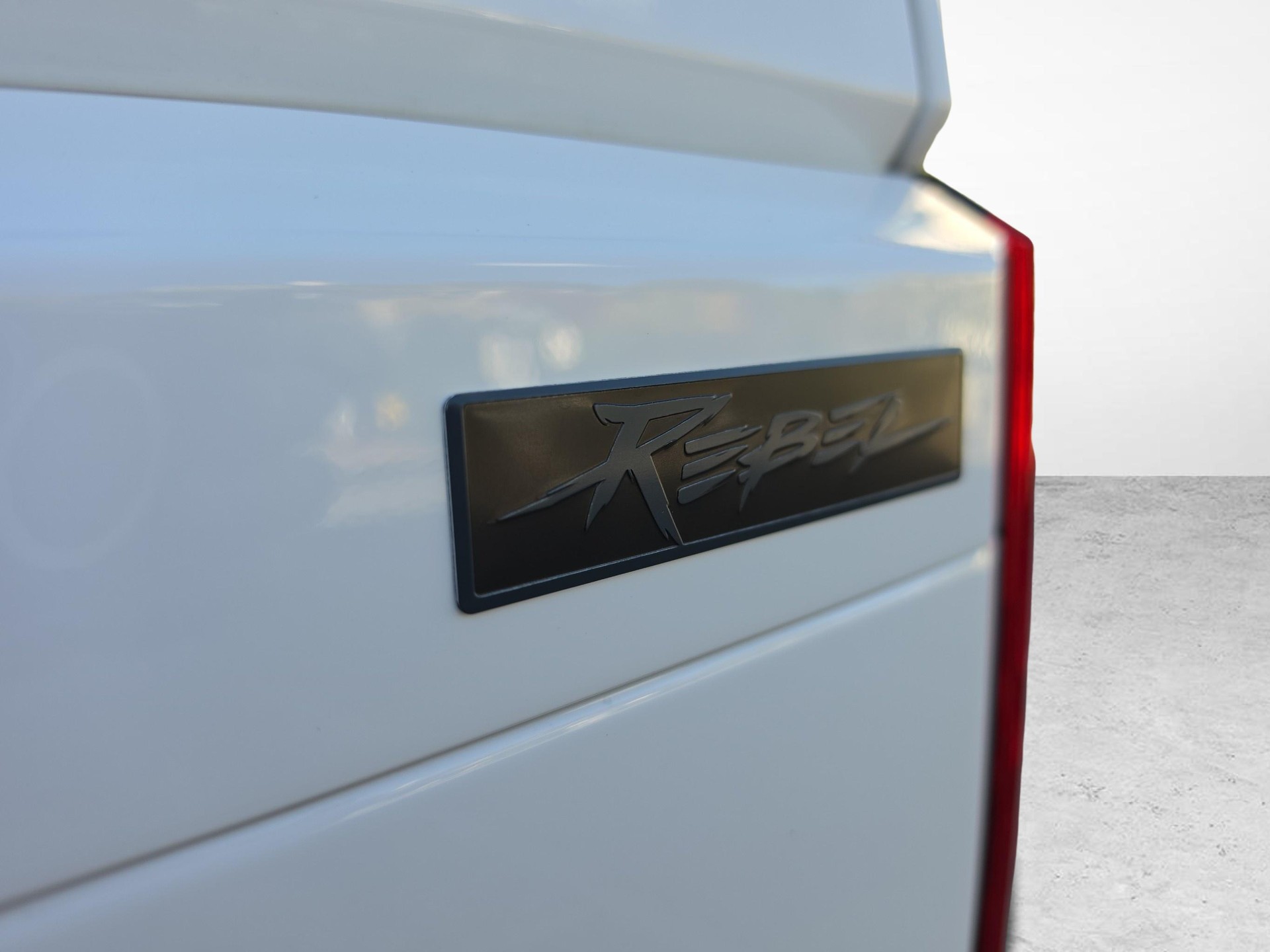 TOYOTA Land Cruiser 2.8 D 48V 230 Rebel-image-14