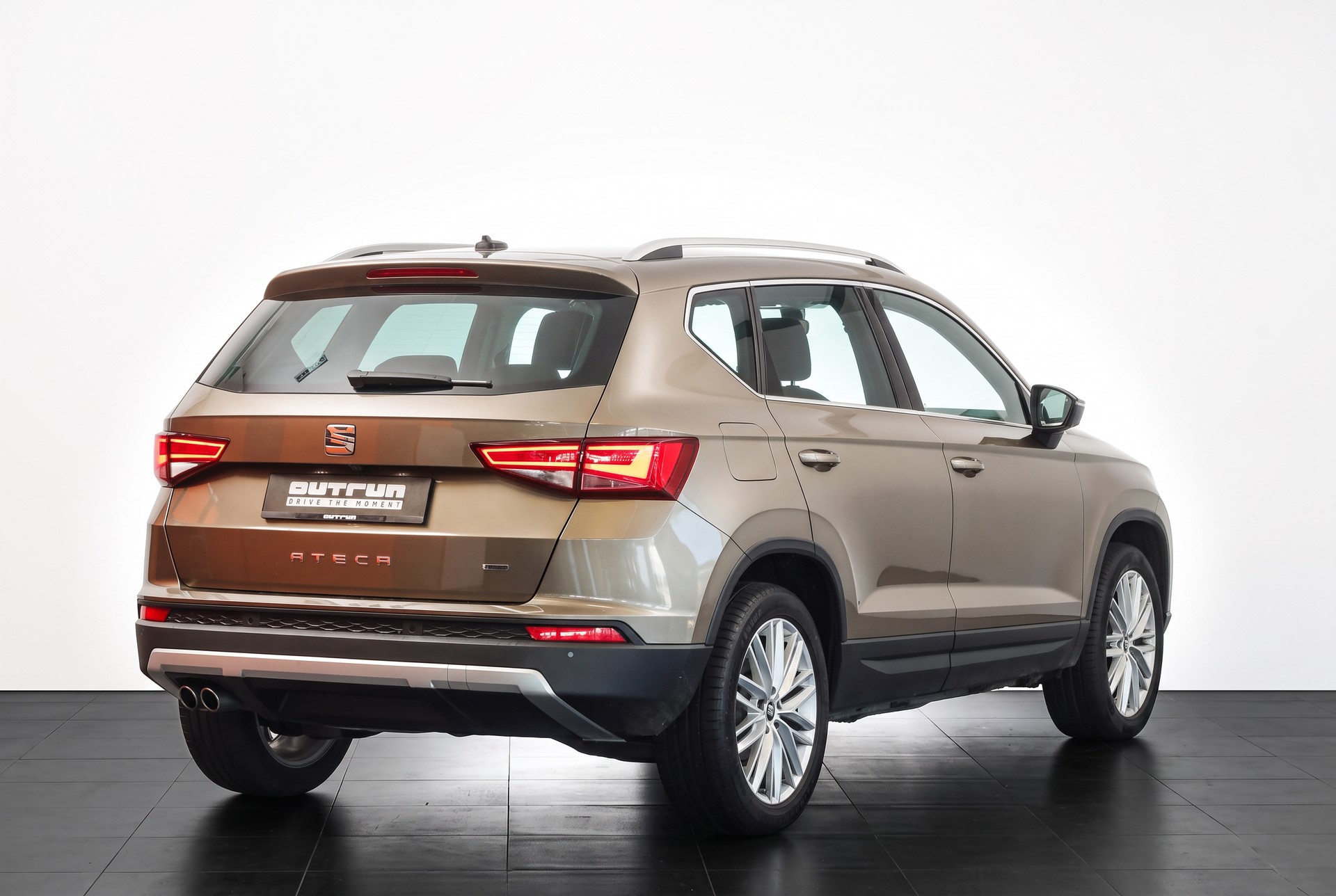 SEAT Ateca 2.0 TDI CR Xcellence 4Drive • Golden Cognac • Attelage • Full LED-image-4