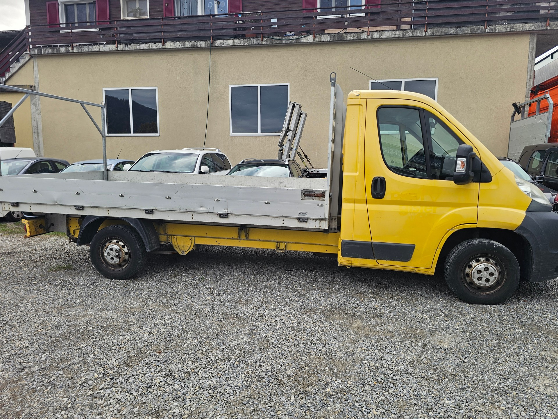 PEUGEOT Boxer 2.2 HDI 335 L4-image-2