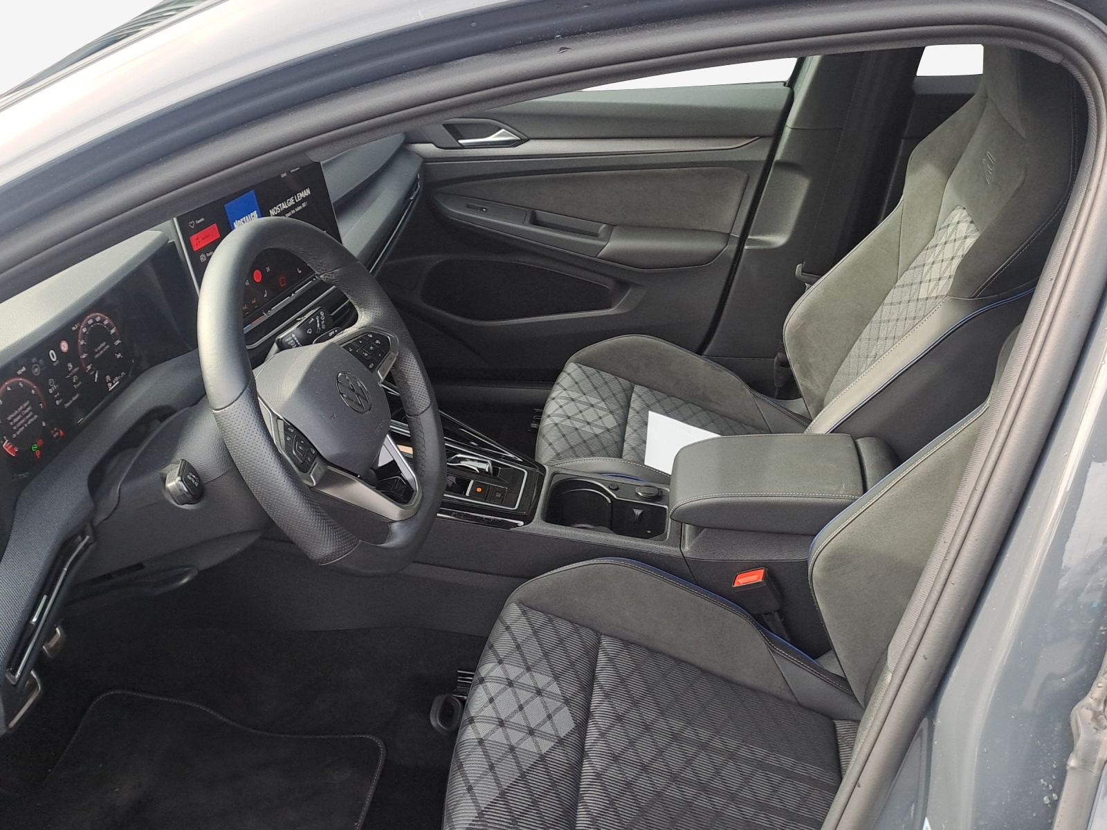 VW Golf 2.0 TSI R-Line DSG 4 Motion-image-7