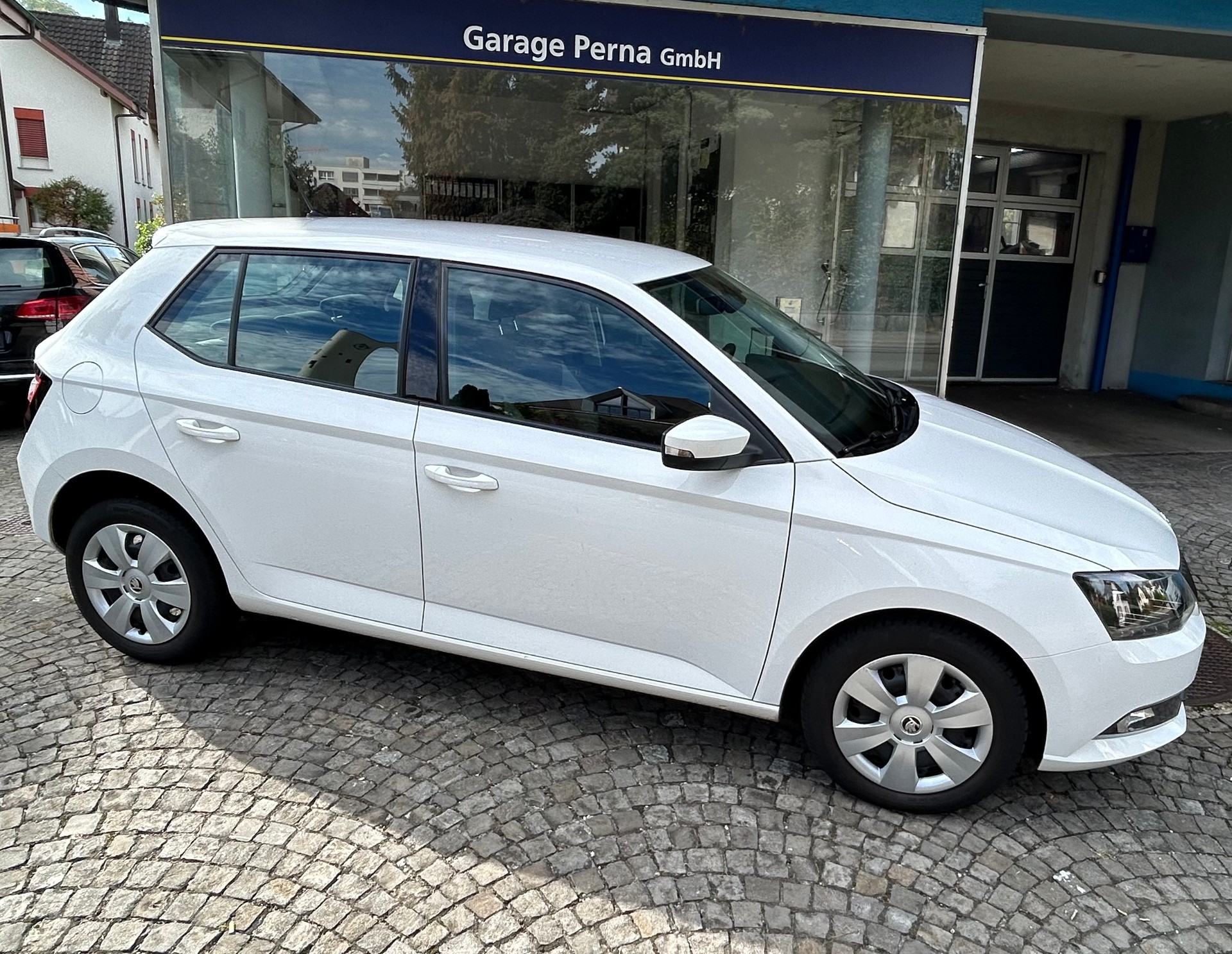 SKODA Fabia 1.2 TSI Ambition DSG-image-1