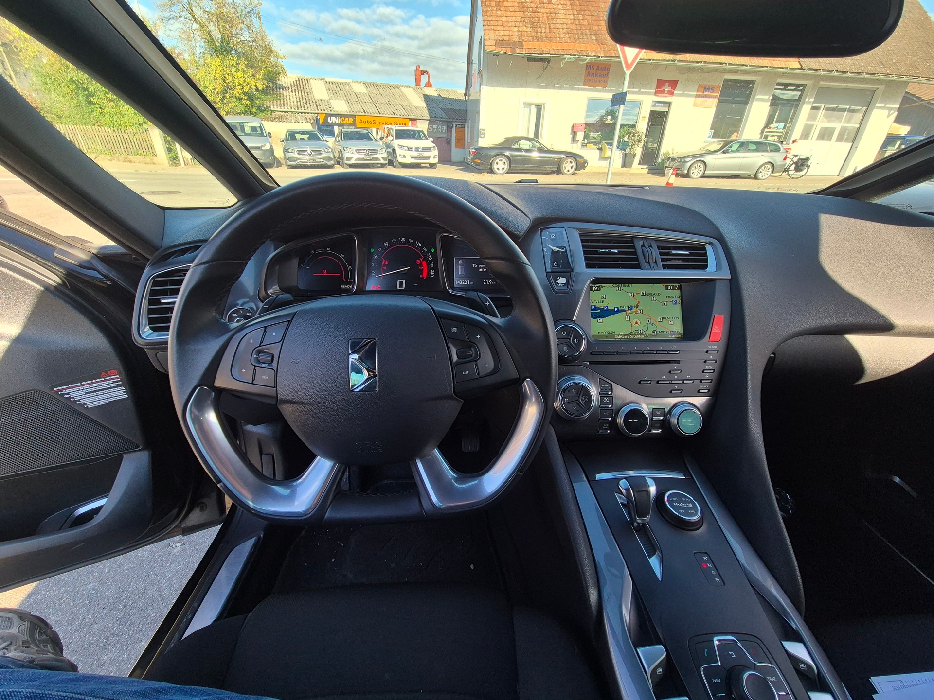 DS AUTOMOBILES DS5 Frisch MFK Automat Voll Ausstattung Hybrid-image-6