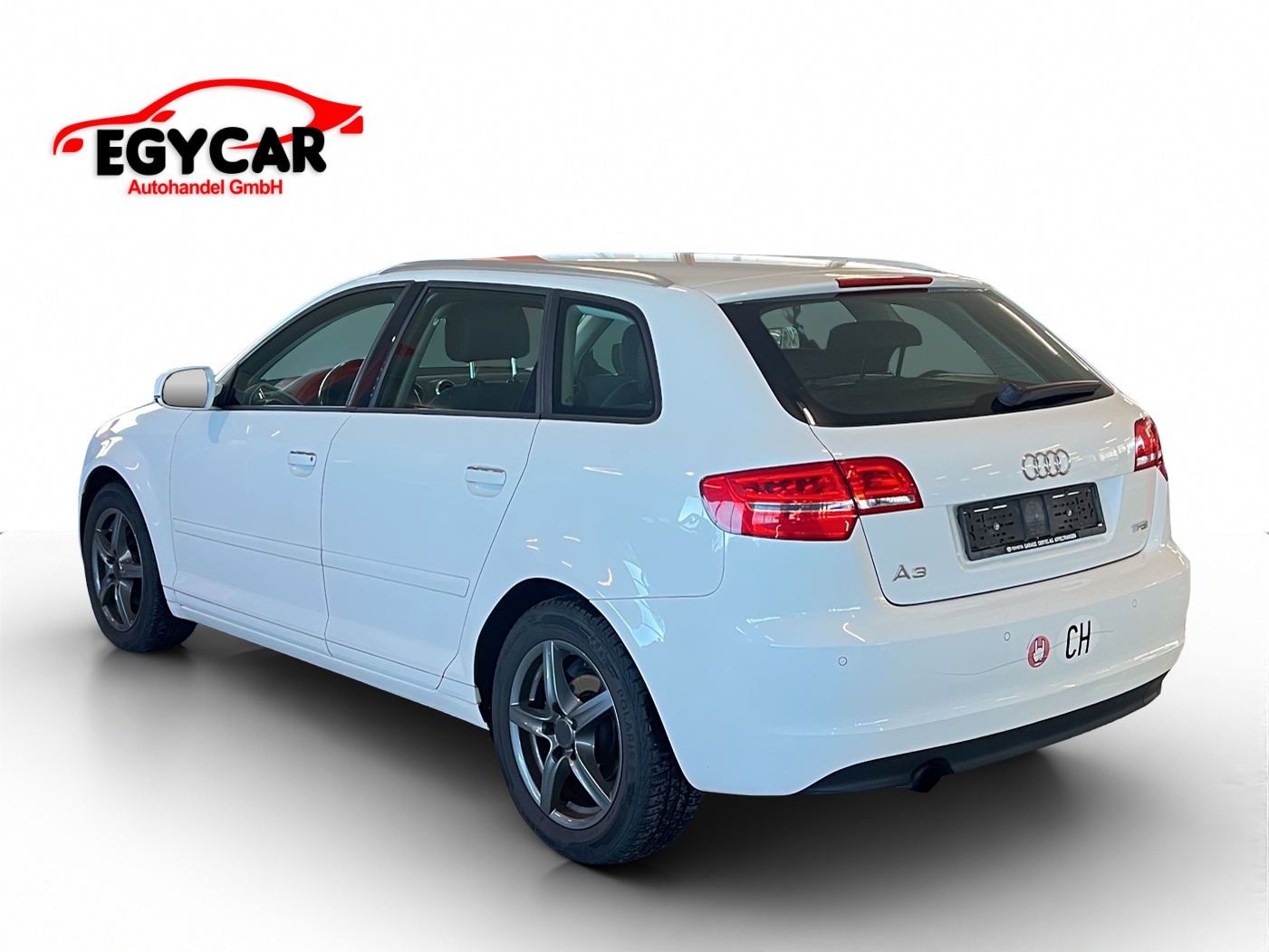 AUDI A3 Sportback 1.2 TFSI Ambiente-image-4