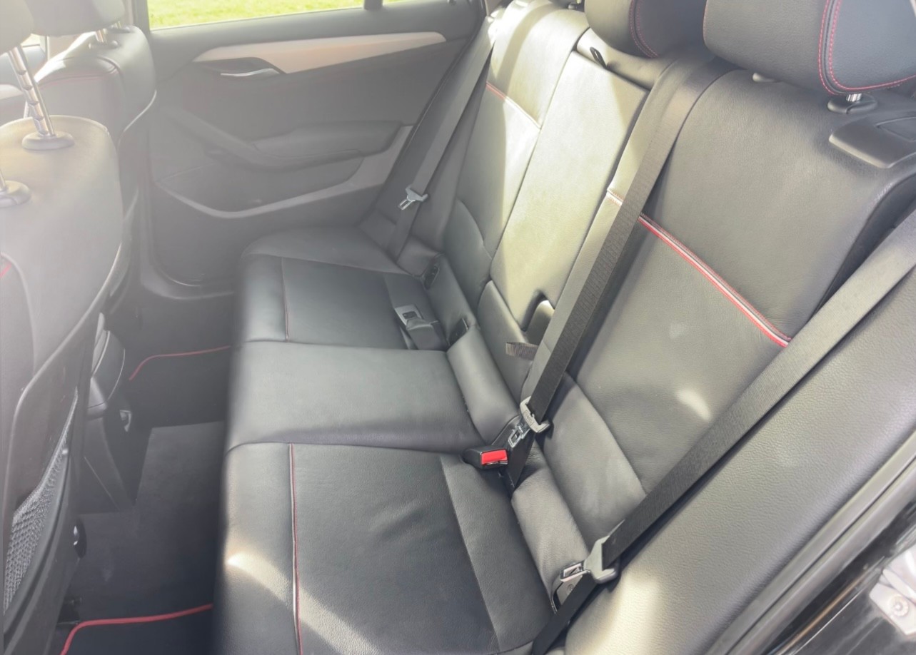 BMW X1 xDrive 28i Steptronic-image-10