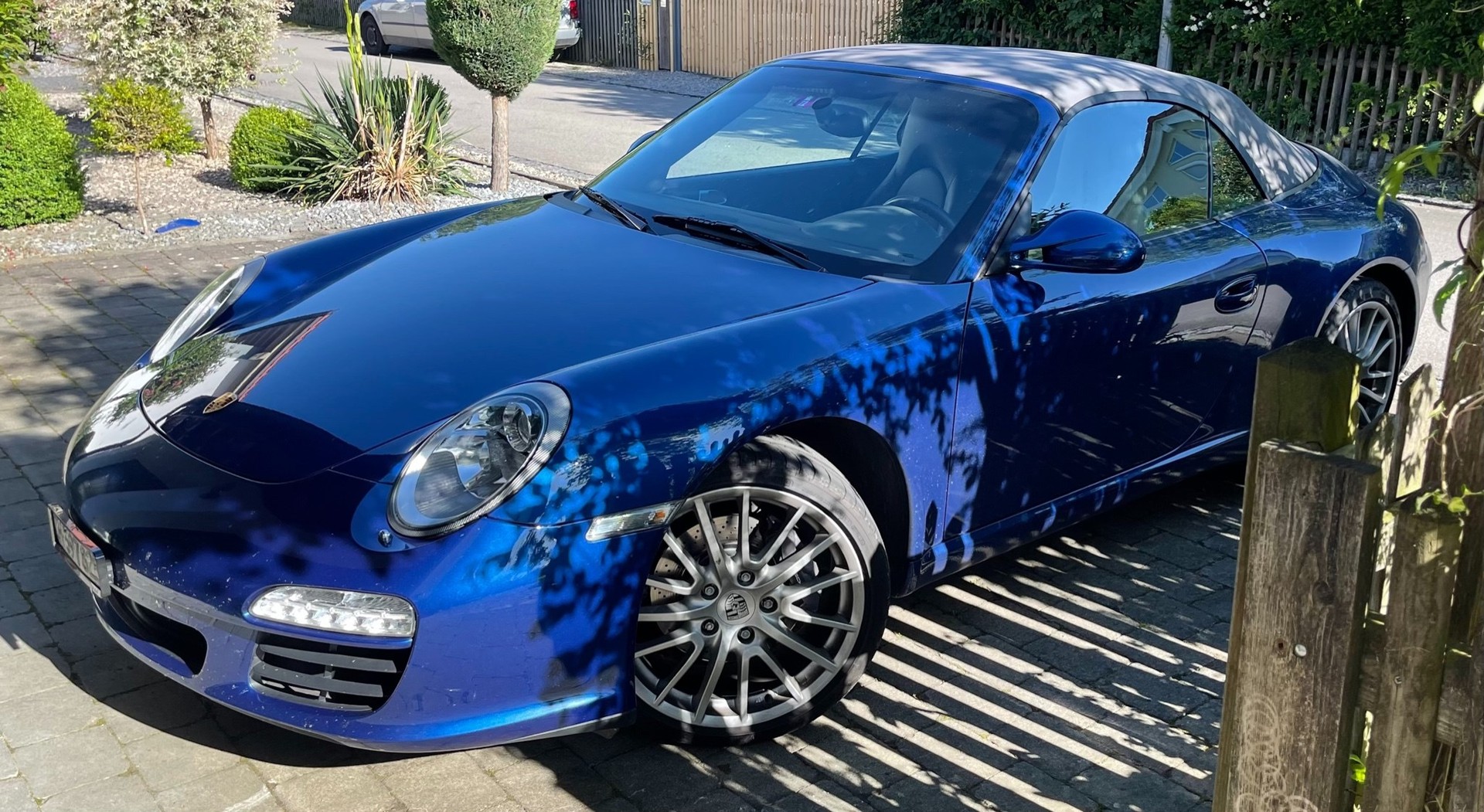 PORSCHE 911 Cabrio Carrera-image-0