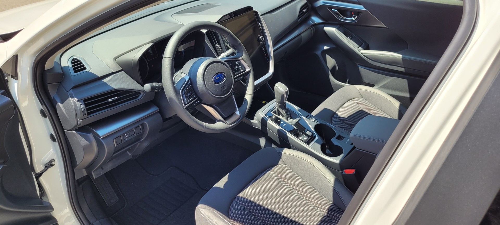 SUBARU Impreza 2.0 e-Boxer Swiss Plus AWD Lineartronic-image-6